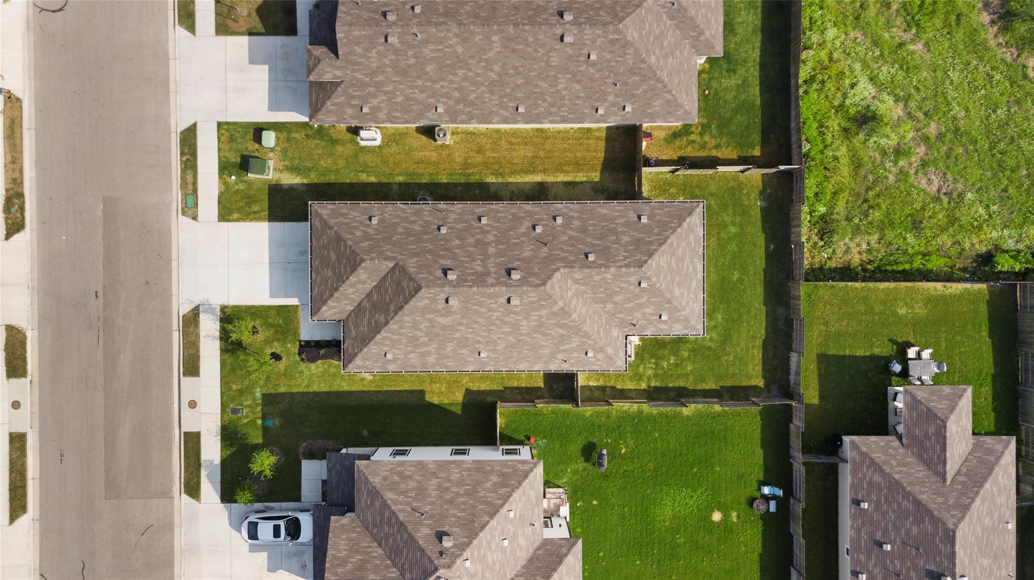 208 Blue Agate Ct, Jarrell, TX 76537