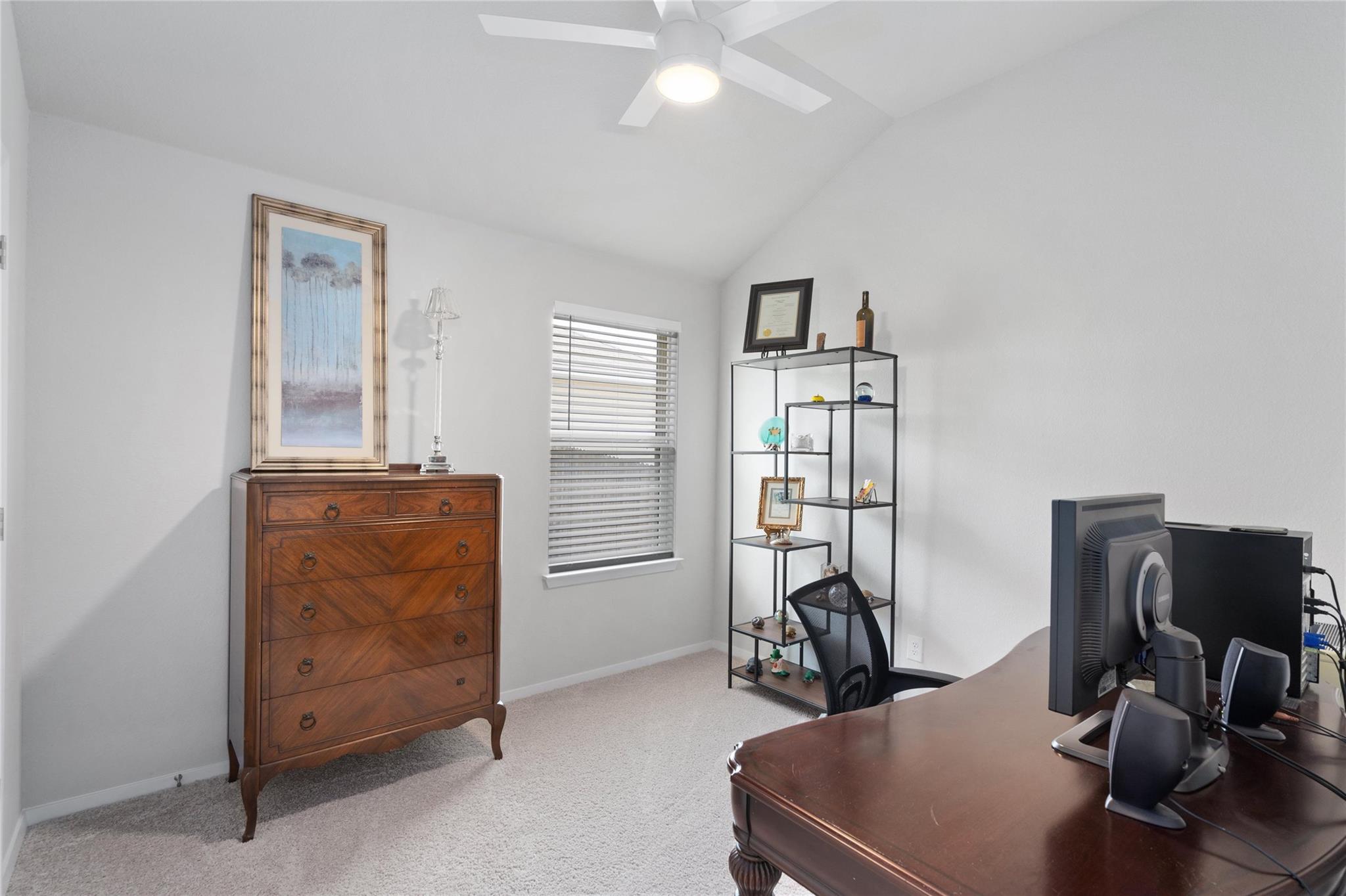 208 Blue Agate Ct, Jarrell, TX 76537