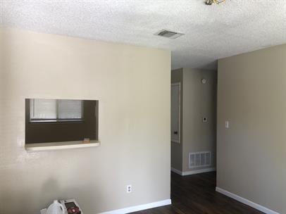 139 Elm Dr # 303, Lockhart, TX 78644