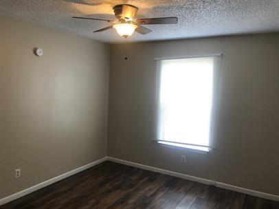 139 Elm Dr # 303, Lockhart, TX 78644