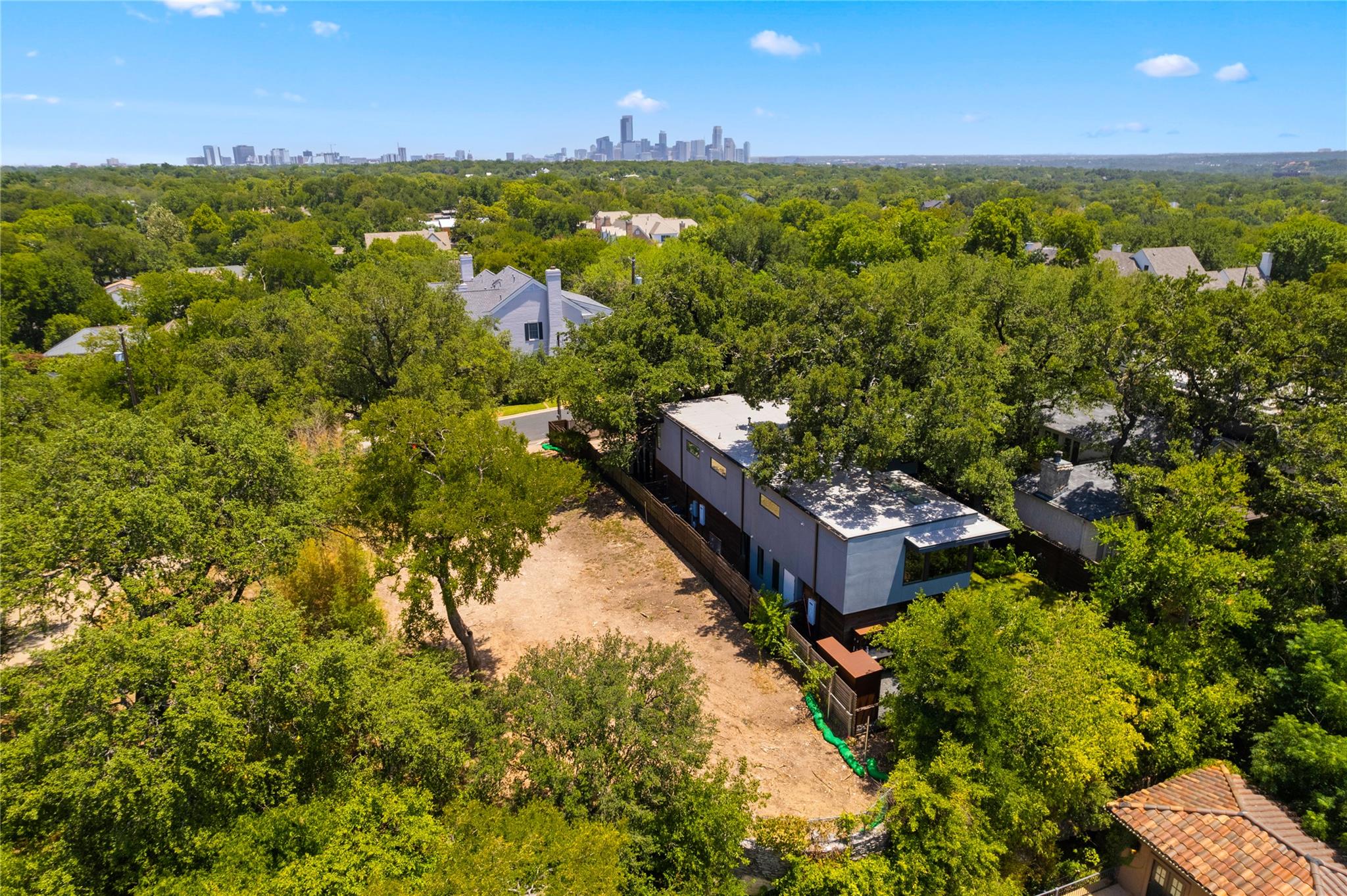 2202 Matthews Dr, Austin, TX 78703