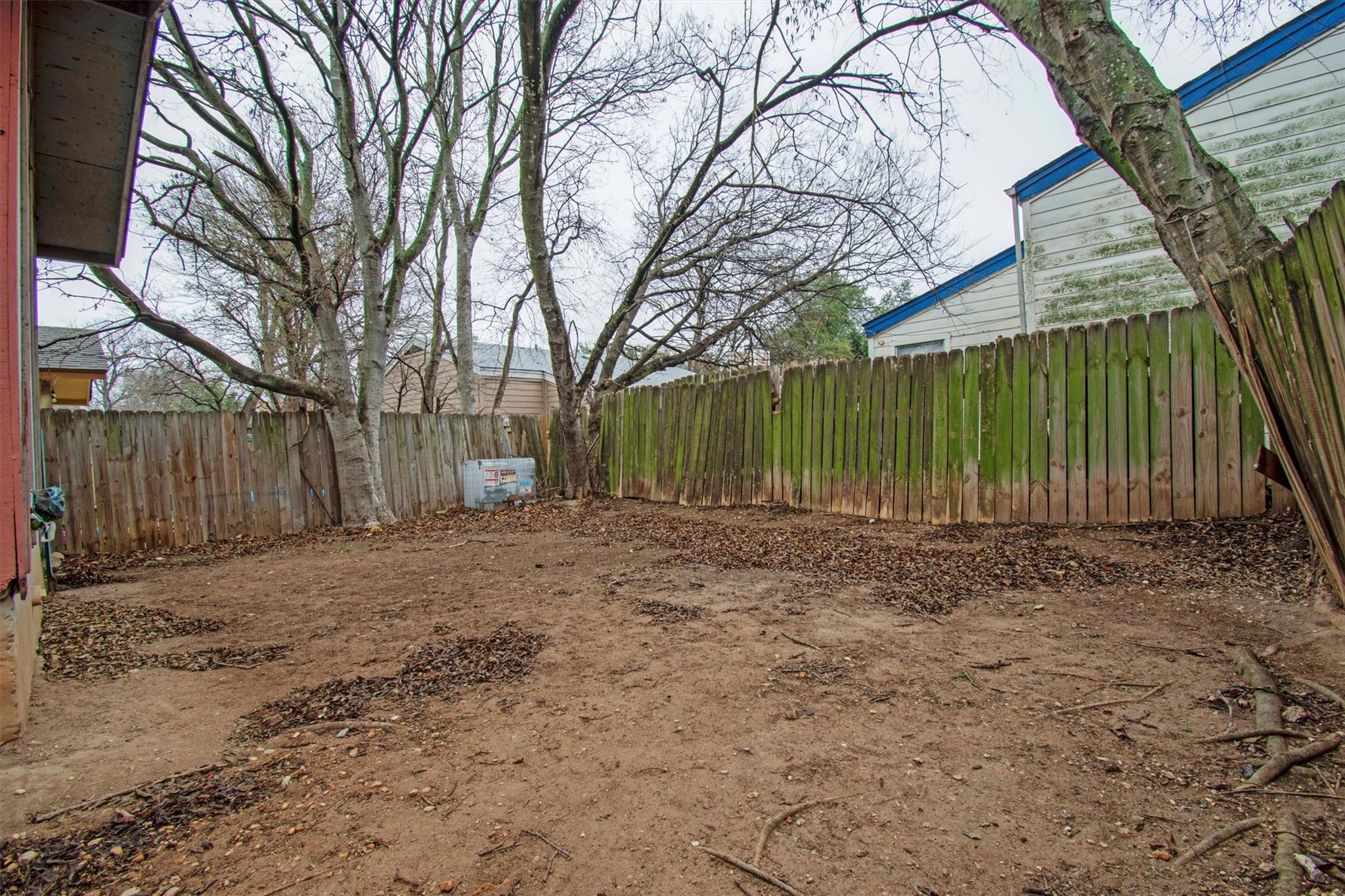 6305 Emerald Forest Dr, Austin, TX 78745