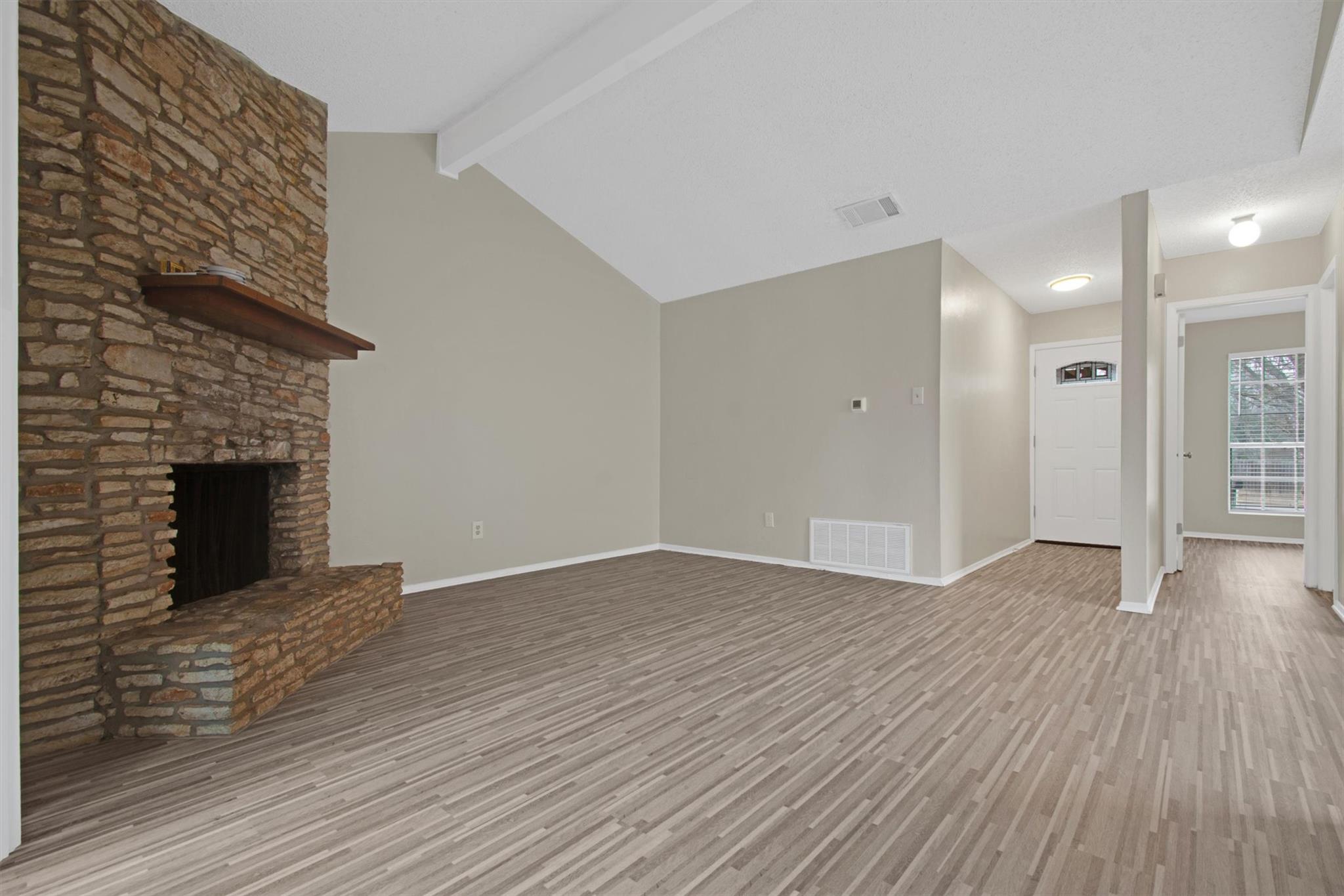 6305 Emerald Forest Dr, Austin, TX 78745