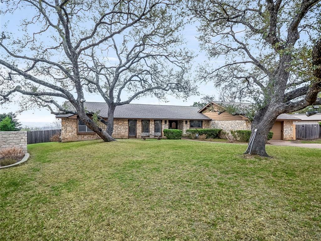 4505 Deepwoods Dr, Austin, TX 78731