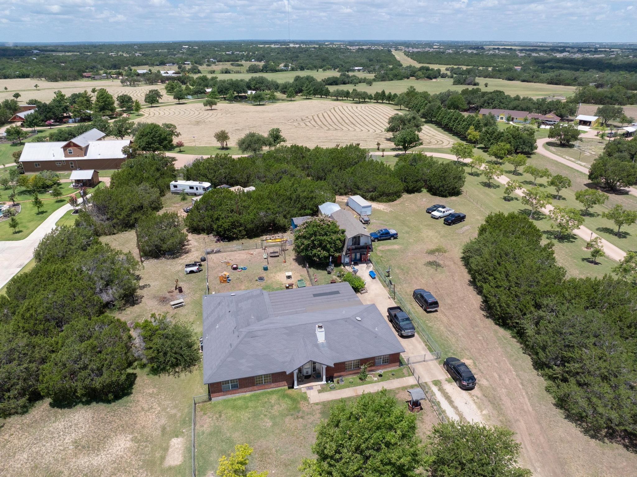 1959 County Road 200, Liberty Hill, TX 78642