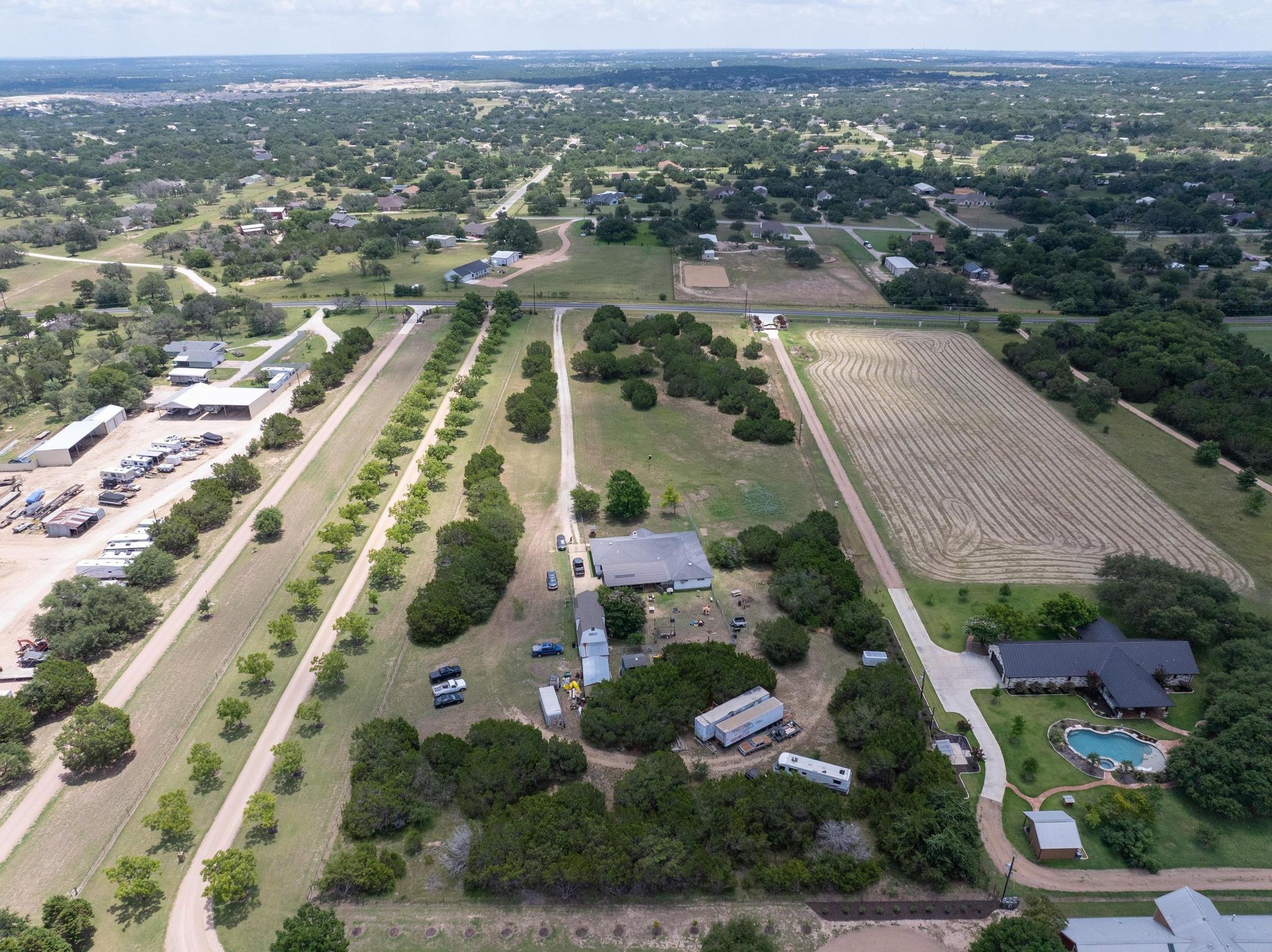 1959 County Road 200, Liberty Hill, TX 78642