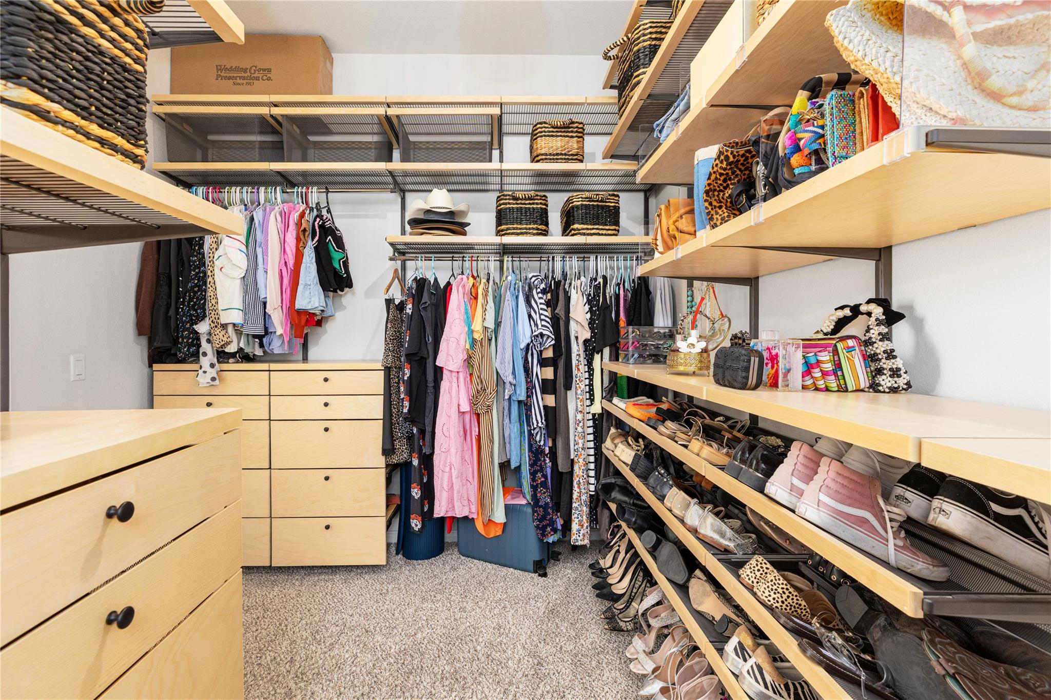 7912 Catbird Ln, Austin, TX 78744