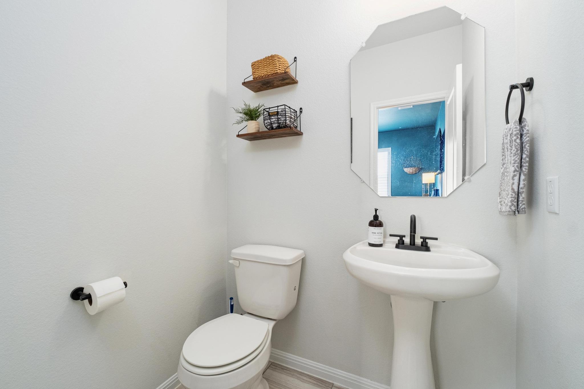 7912 Catbird Ln, Austin, TX 78744