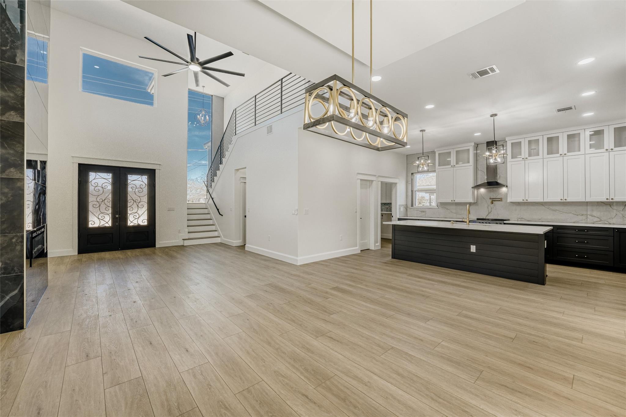 406 E Carrie Manor St, Manor, TX 78653