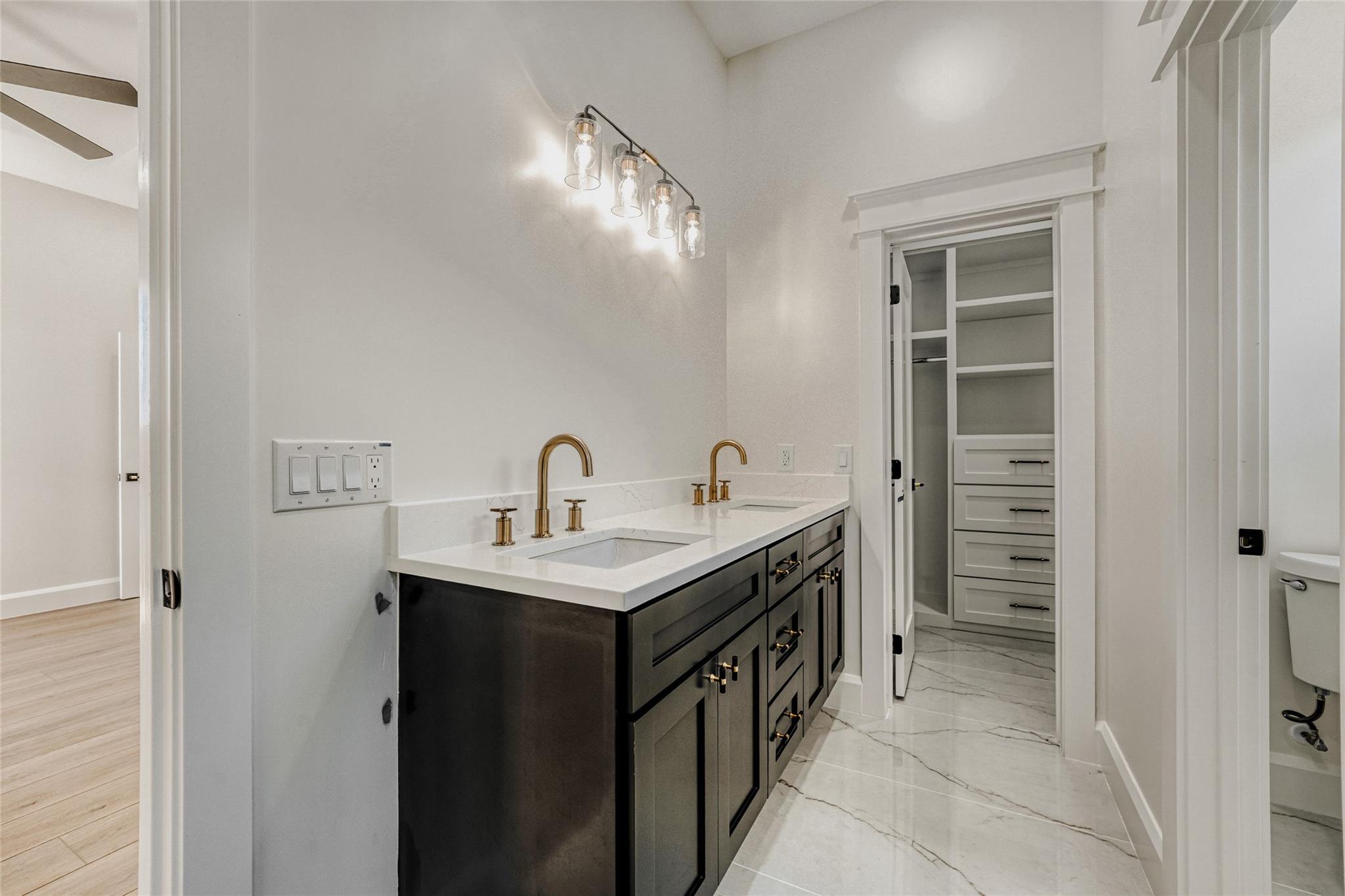 406 E Carrie Manor St, Manor, TX 78653