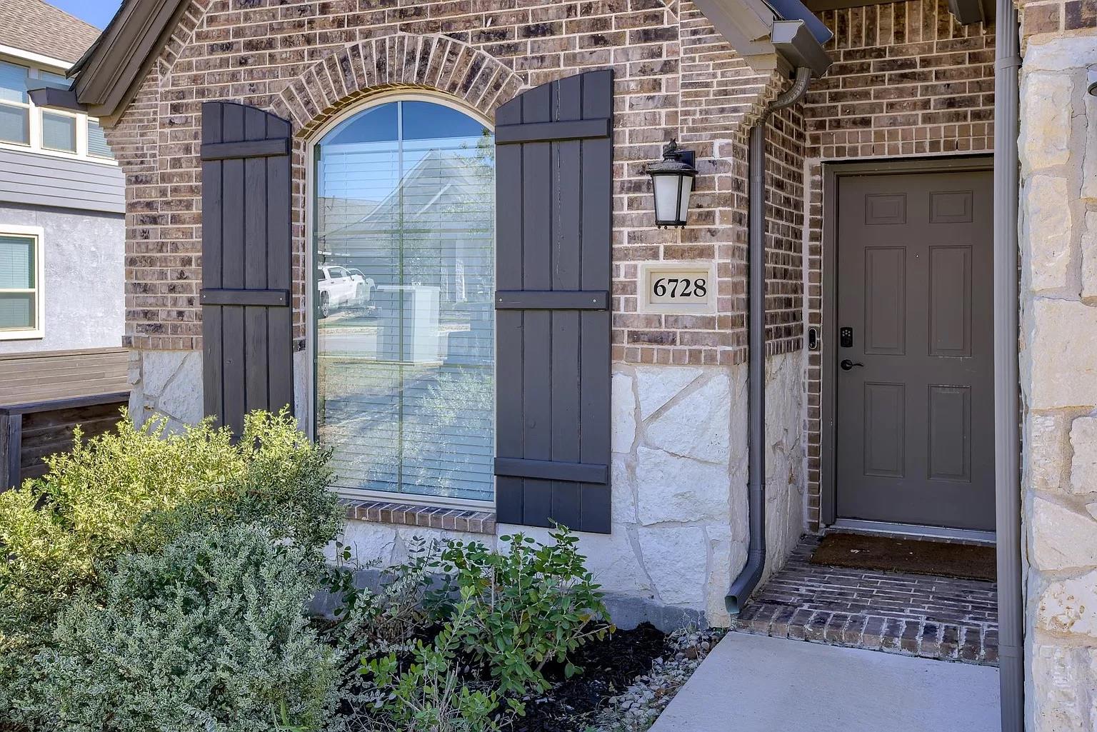 6728 Llano Stage Trl, Austin, TX 78738