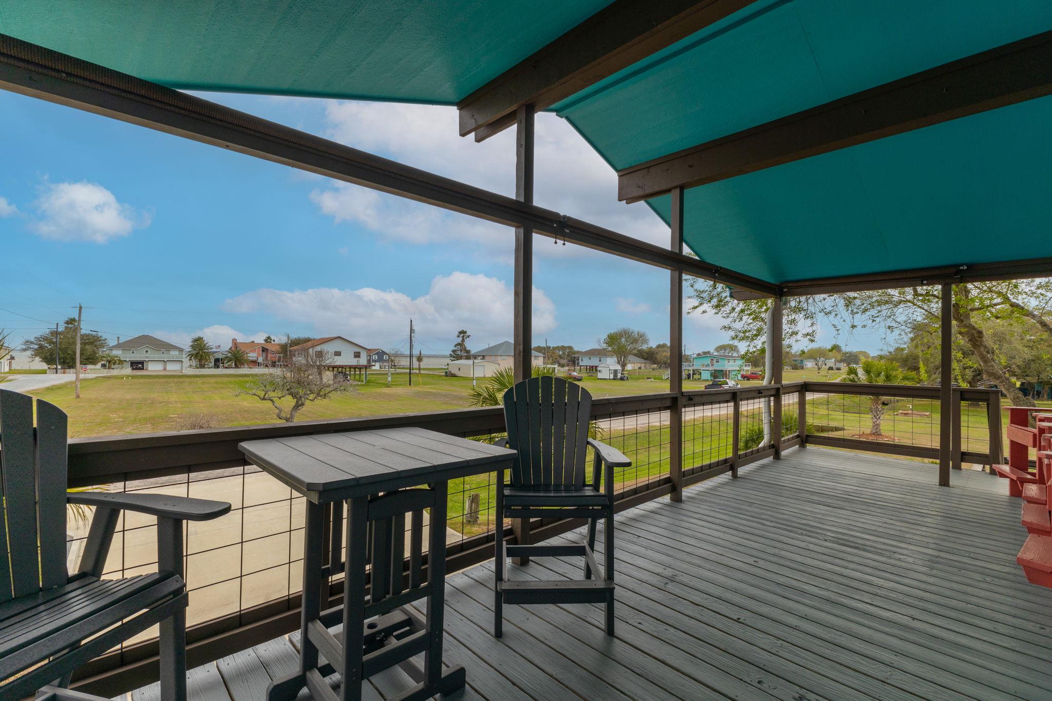 1941 Bayview Dr, Palacios, TX 77465