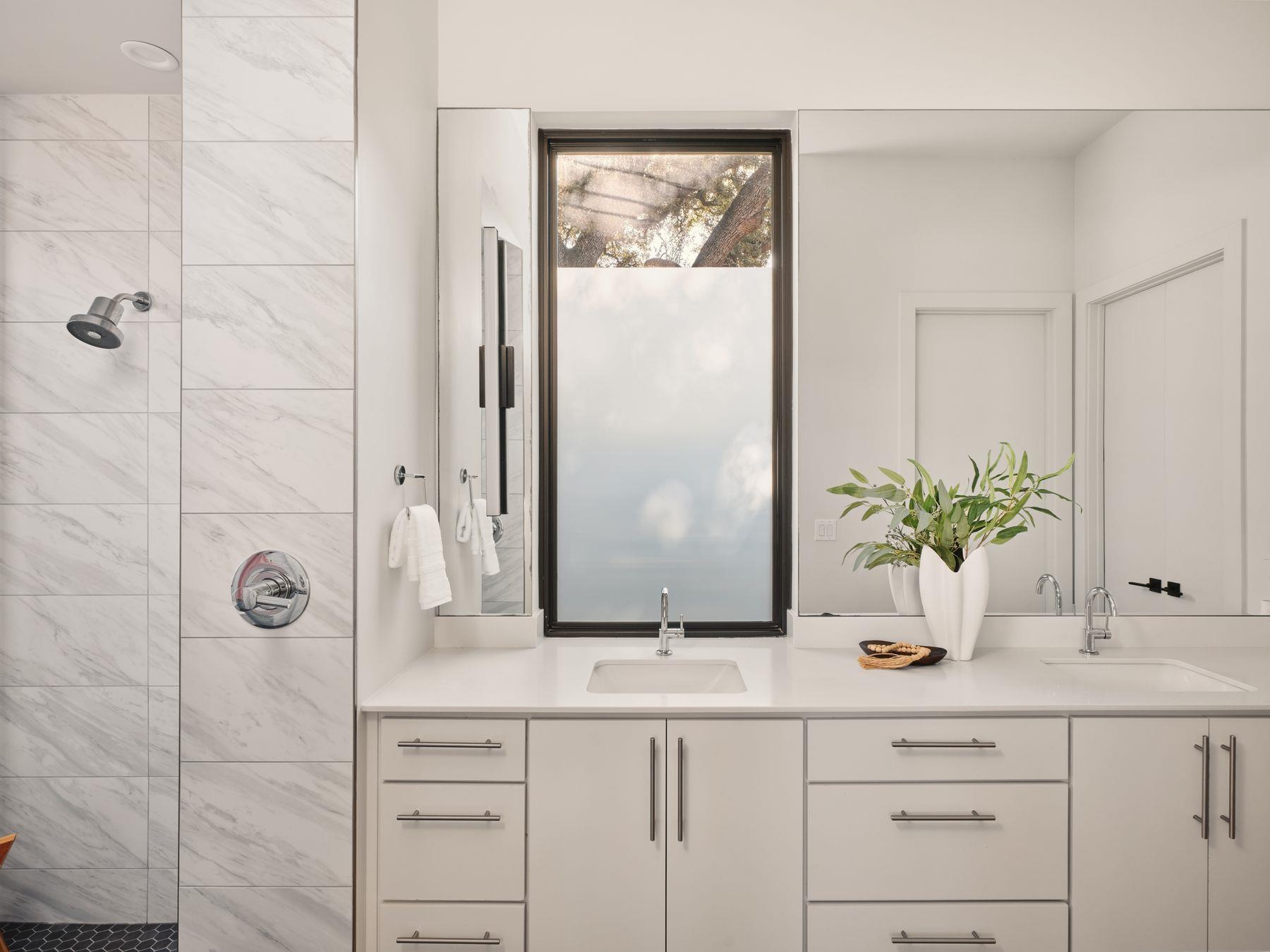 208 El Paso St, Austin, TX 78704