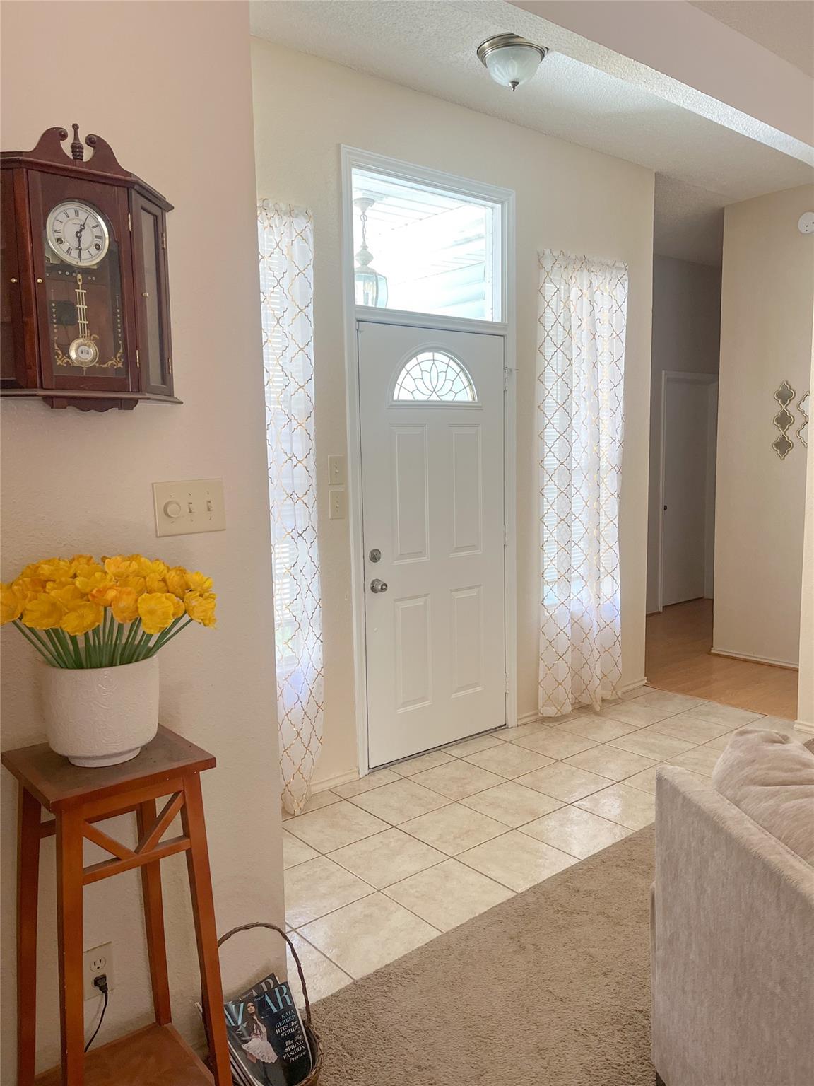 2201 Crownspoint Dr, Austin, TX 78748