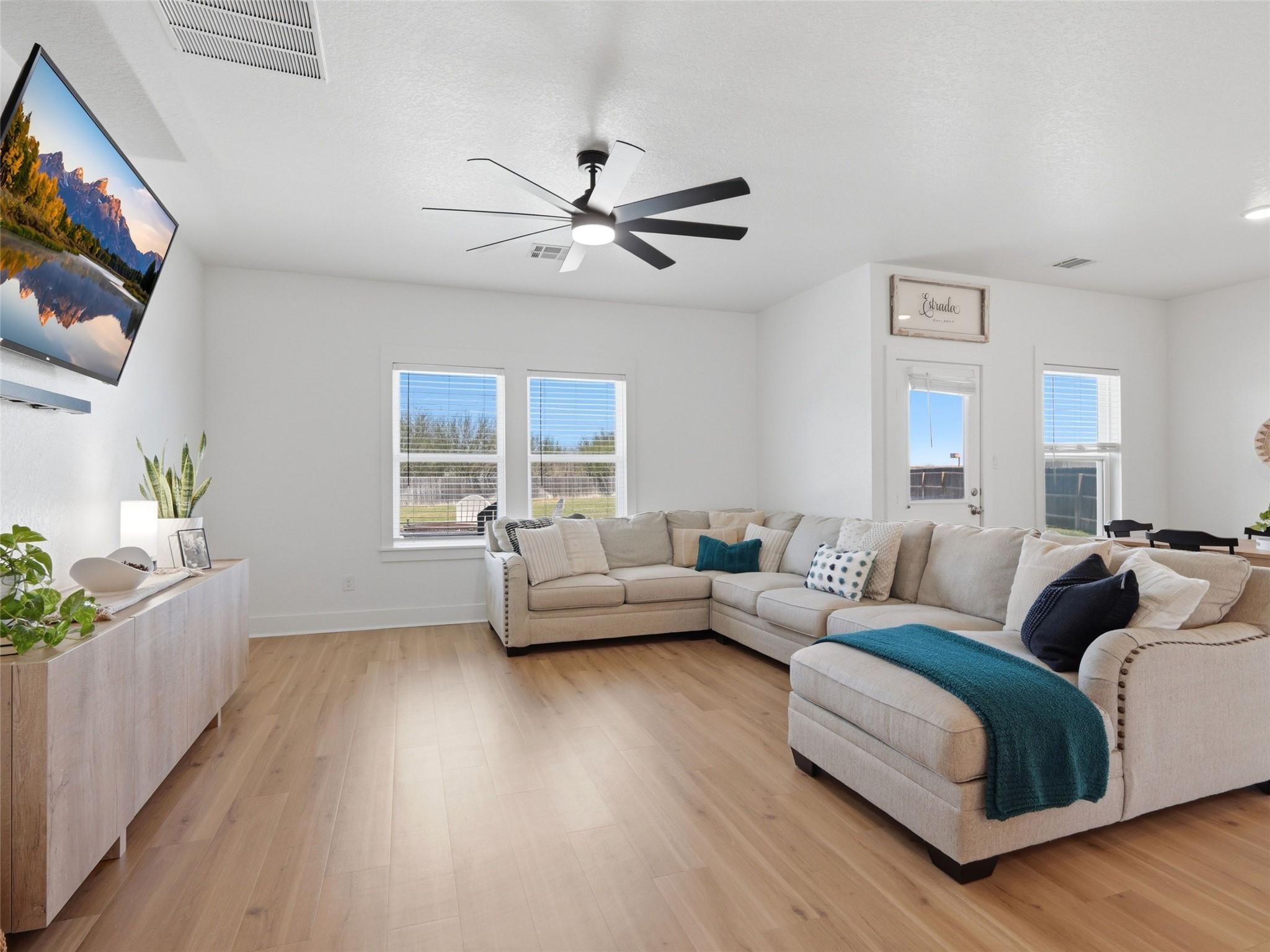 598 Summersweet Rd, New Braunfels, TX 78130