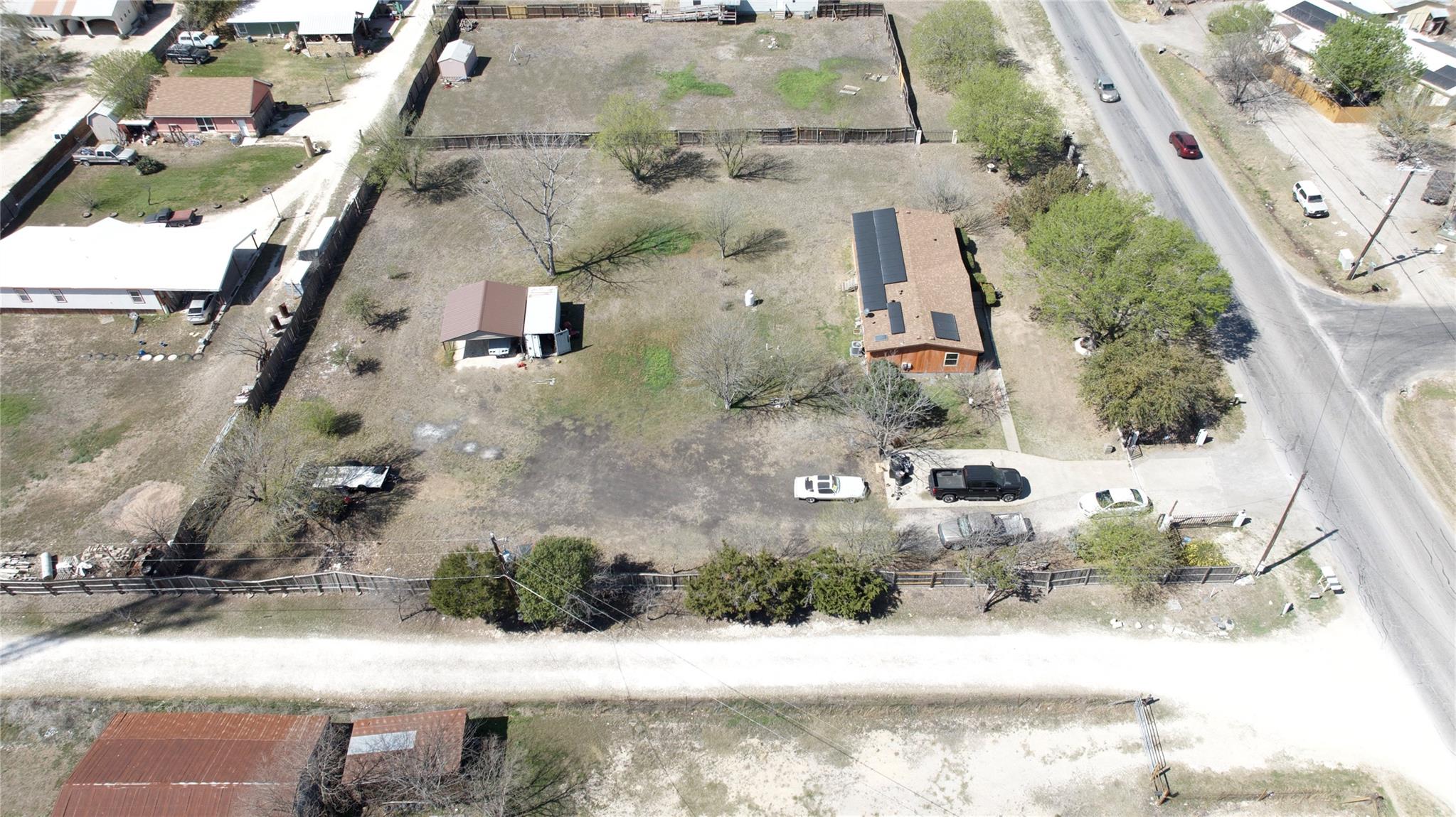 750 High Rd, Kyle, TX 78640