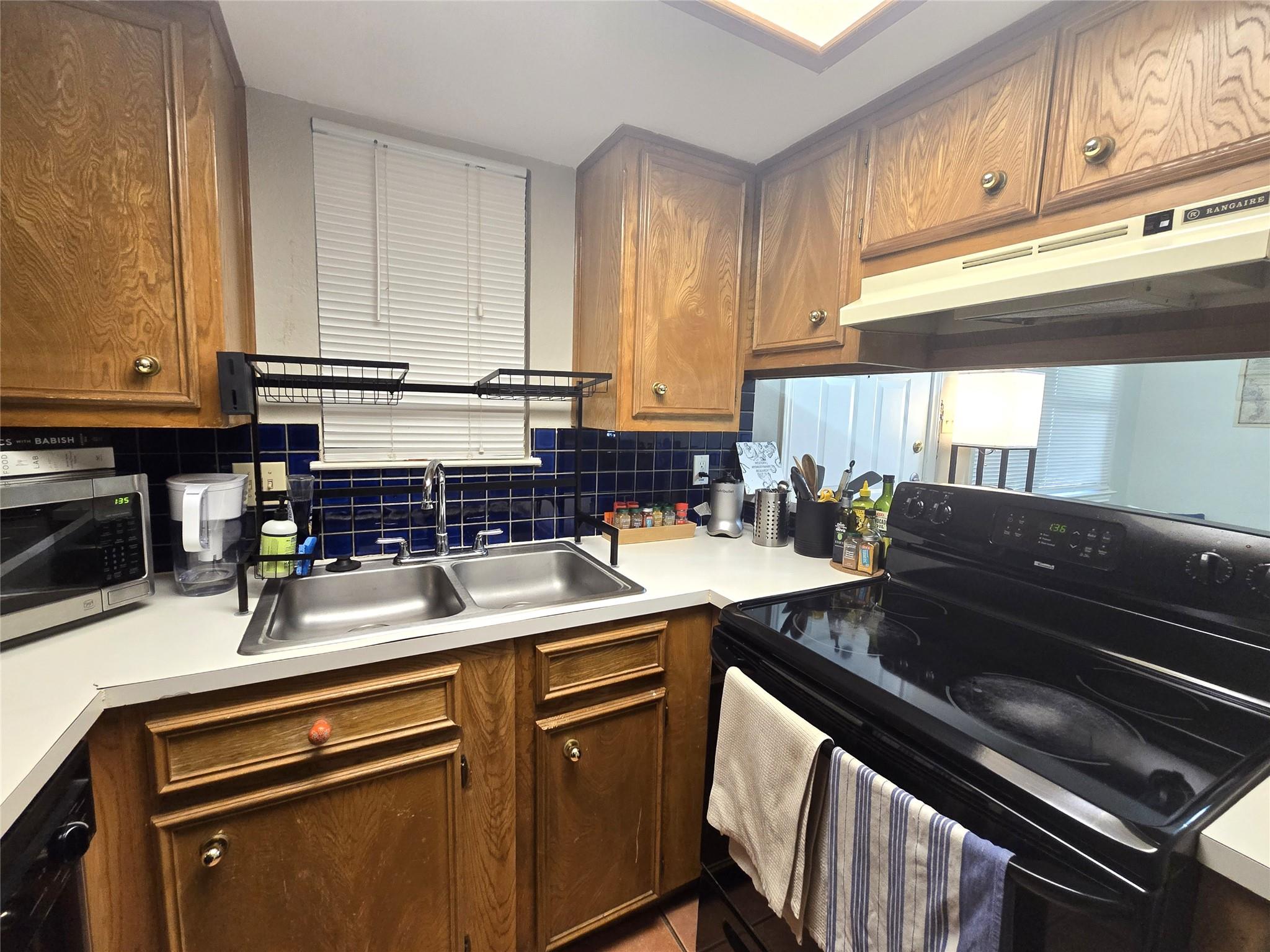 706 W 22nd St # 307, Austin, TX 78705