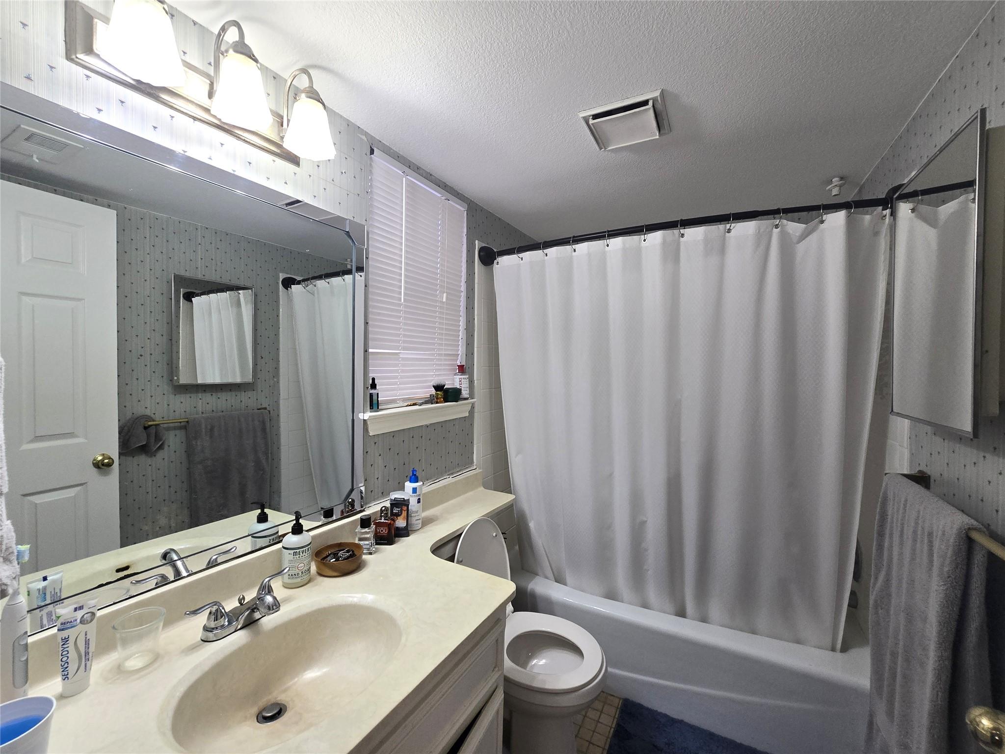 706 W 22nd St # 307, Austin, TX 78705