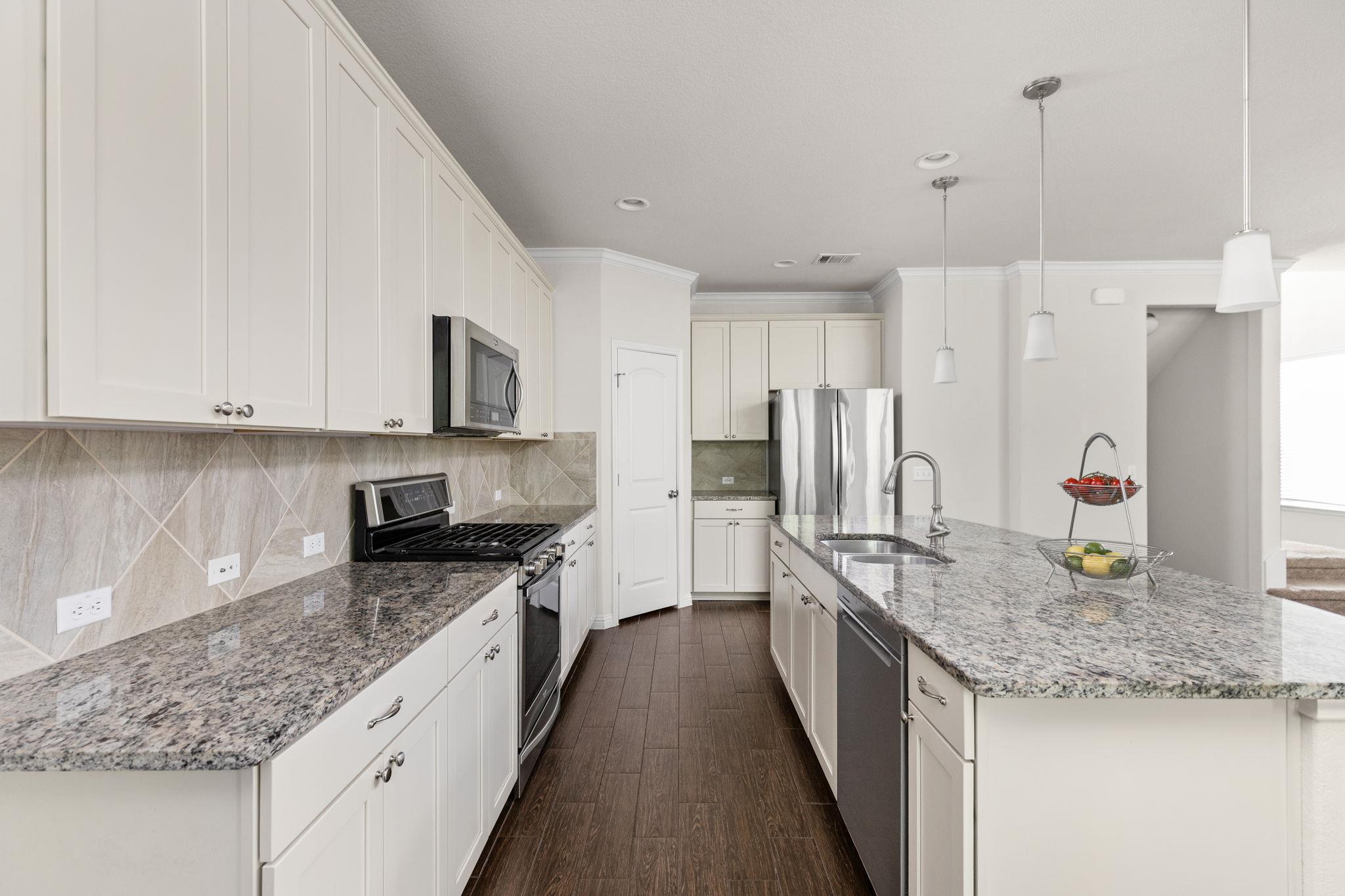 9406 Privet Dr # 25, Austin, TX 78748