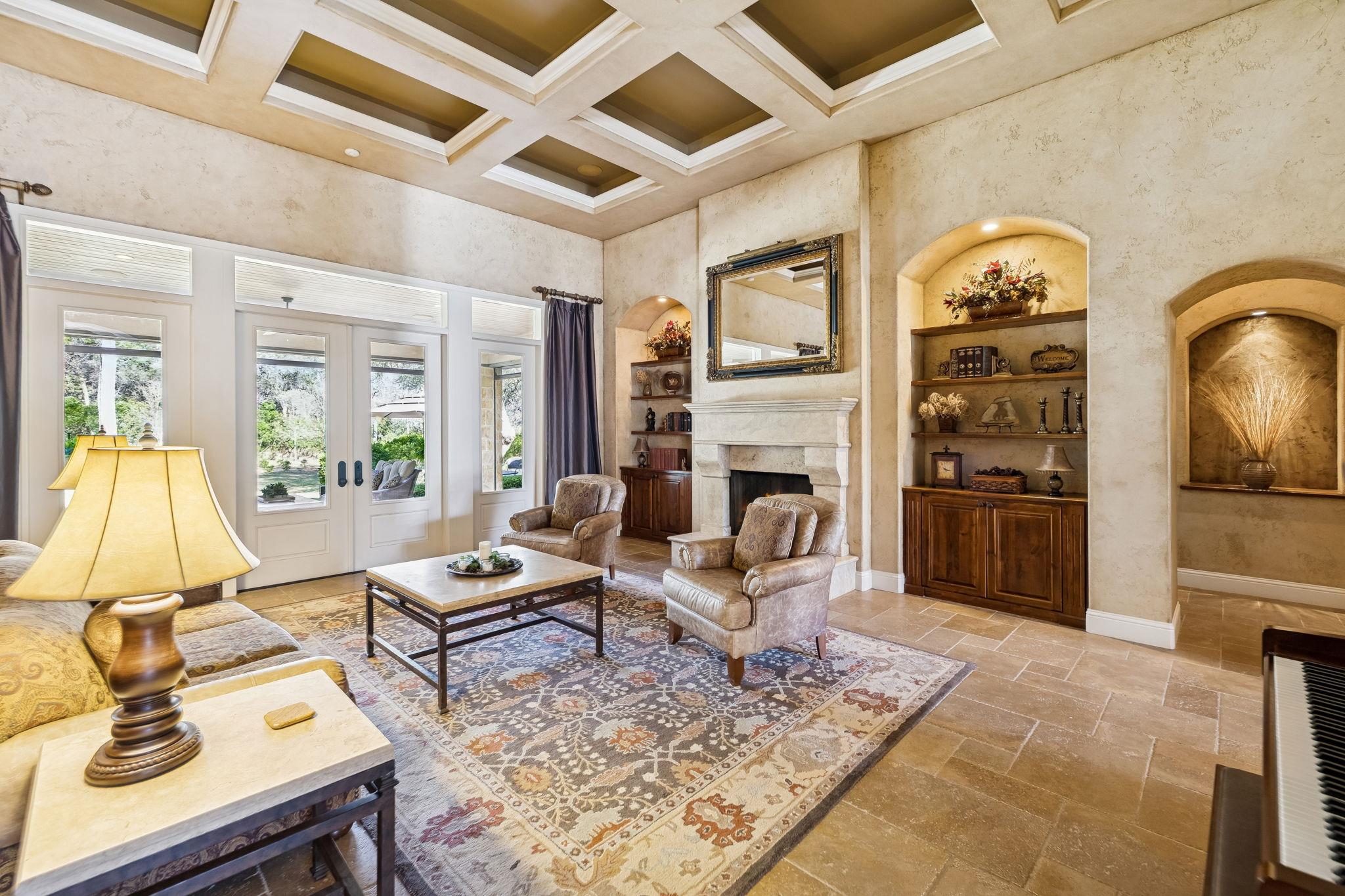 358 Mariposa Loop, New Braunfels, TX 78132