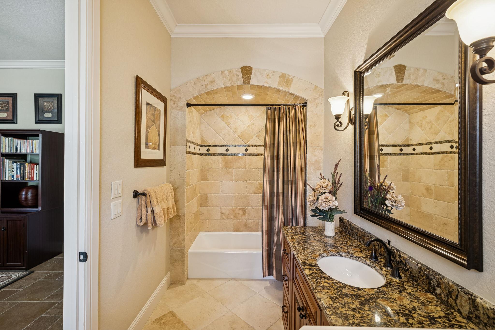 358 Mariposa Loop, New Braunfels, TX 78132