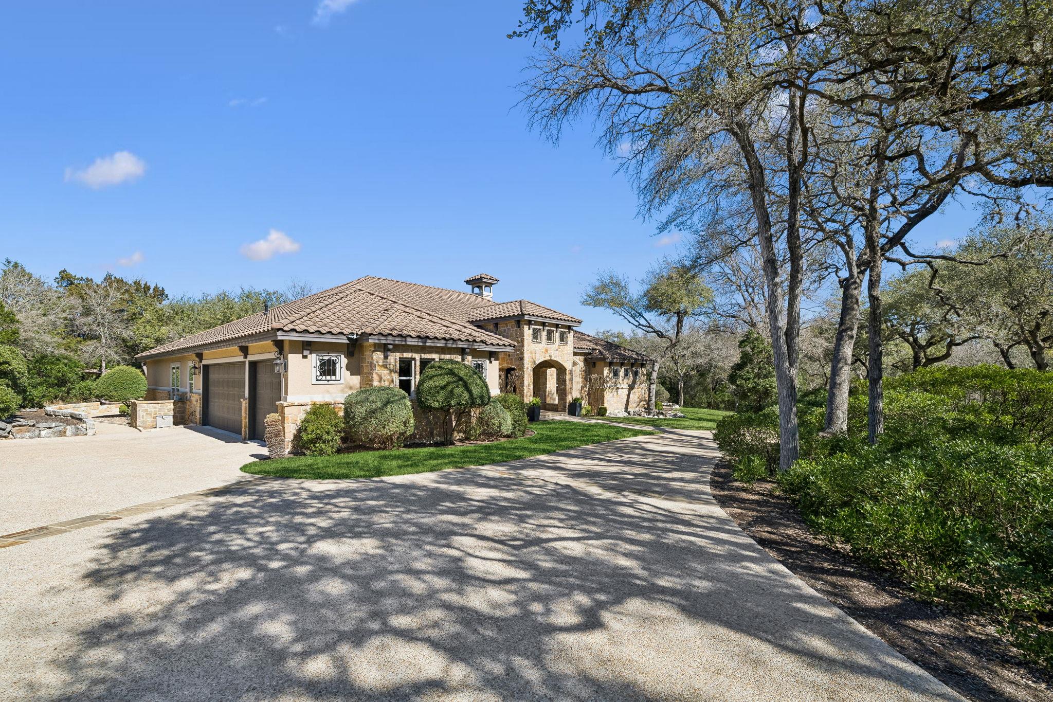 358 Mariposa Loop, New Braunfels, TX 78132