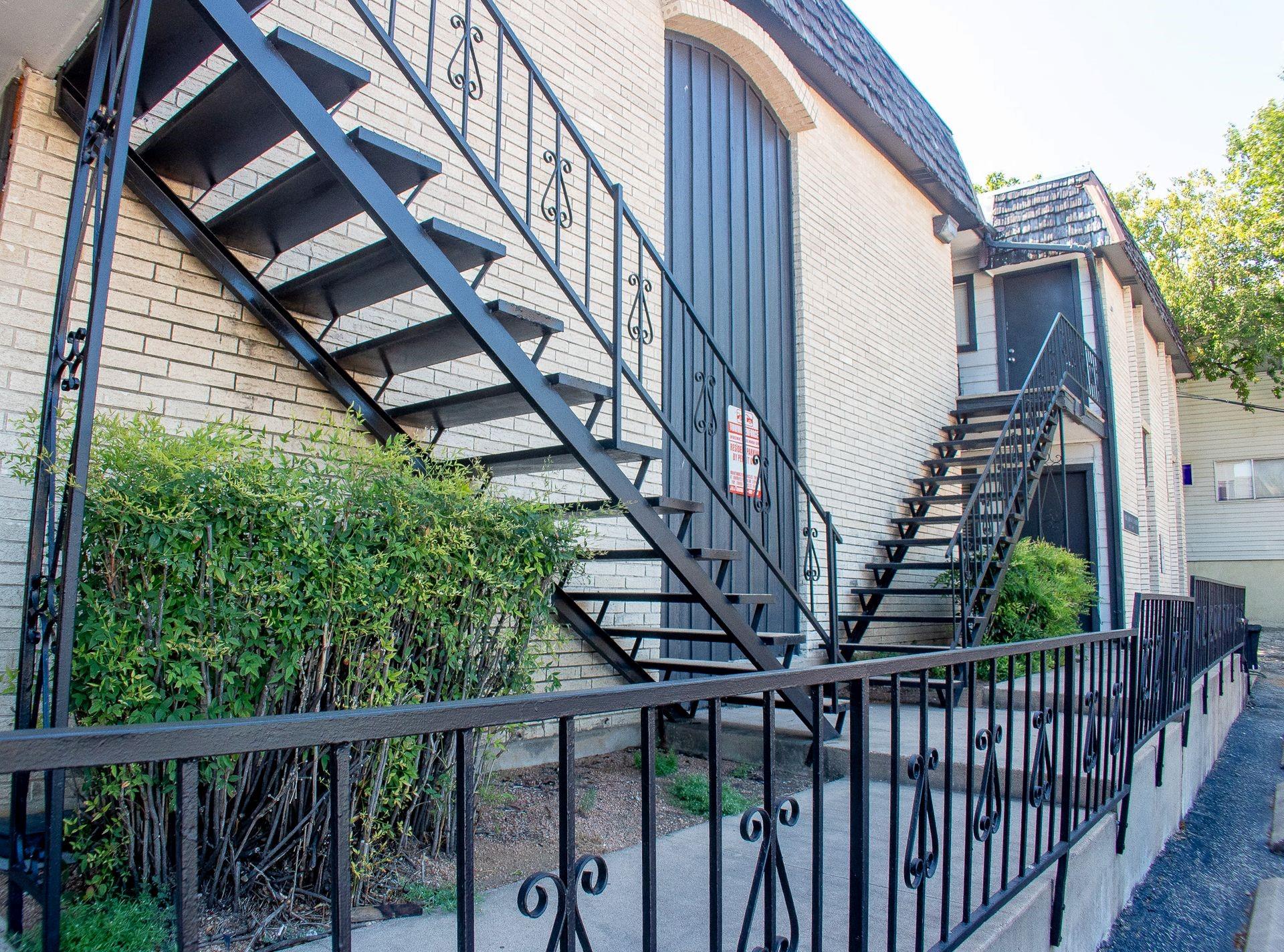 924 E Dean Keeton St # 222, Austin, TX 78705