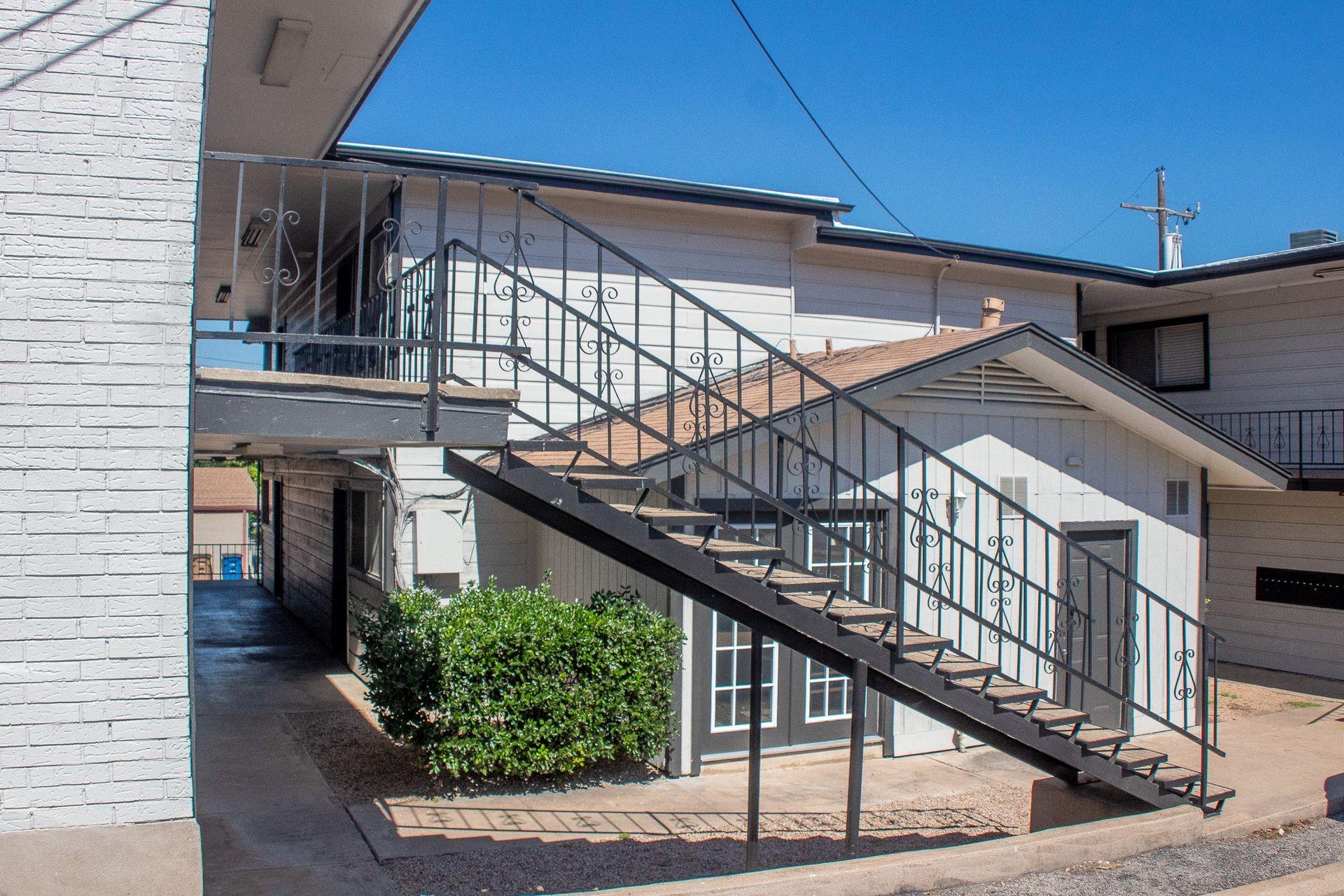 924 E Dean Keeton St # 222, Austin, TX 78705