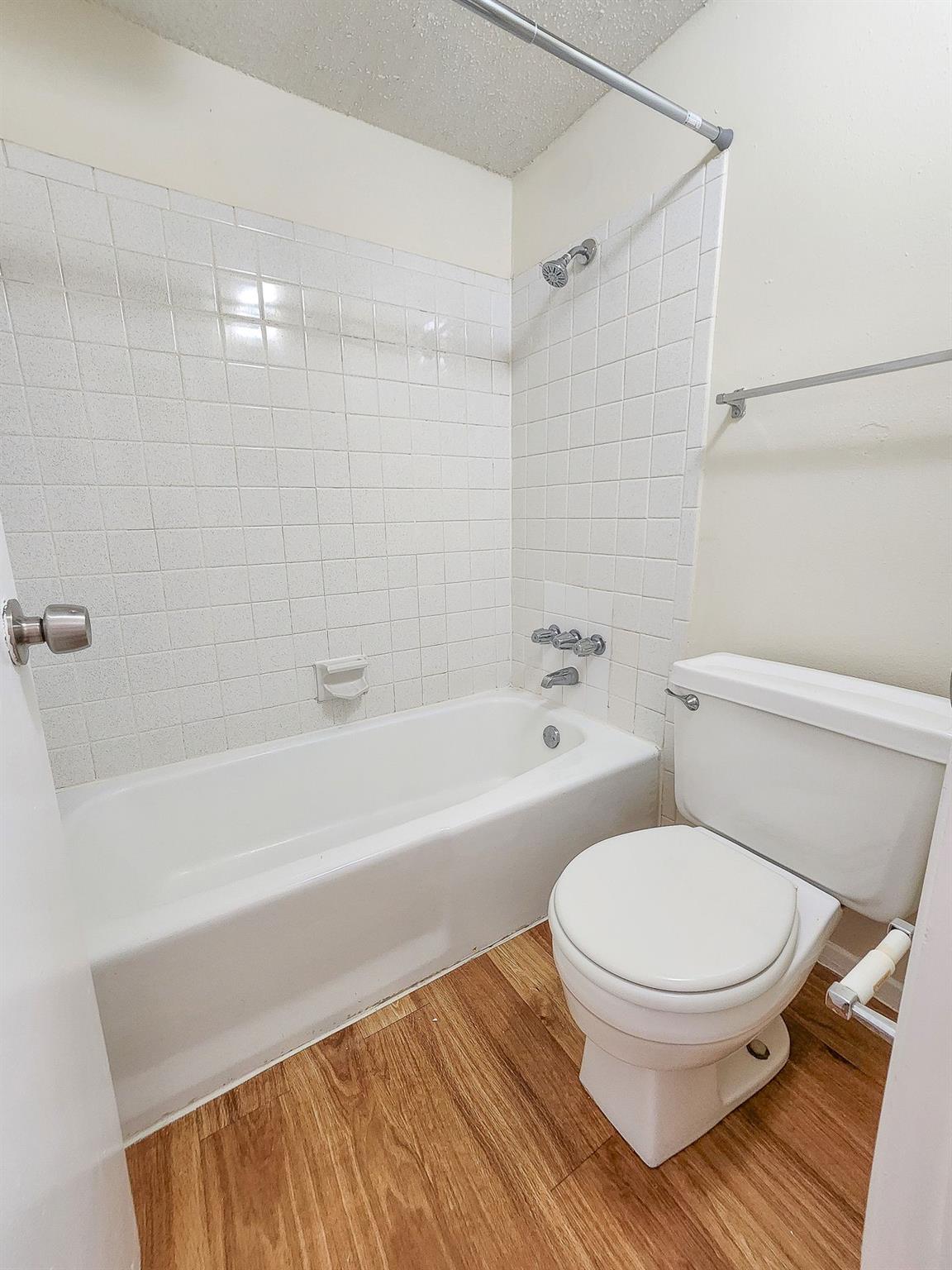 924 E Dean Keeton St # 222, Austin, TX 78705