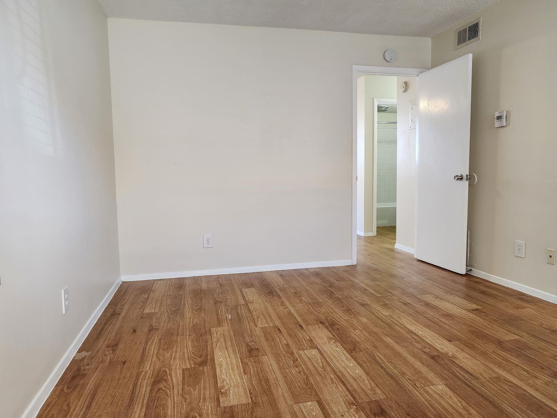 924 E Dean Keeton St # 222, Austin, TX 78705