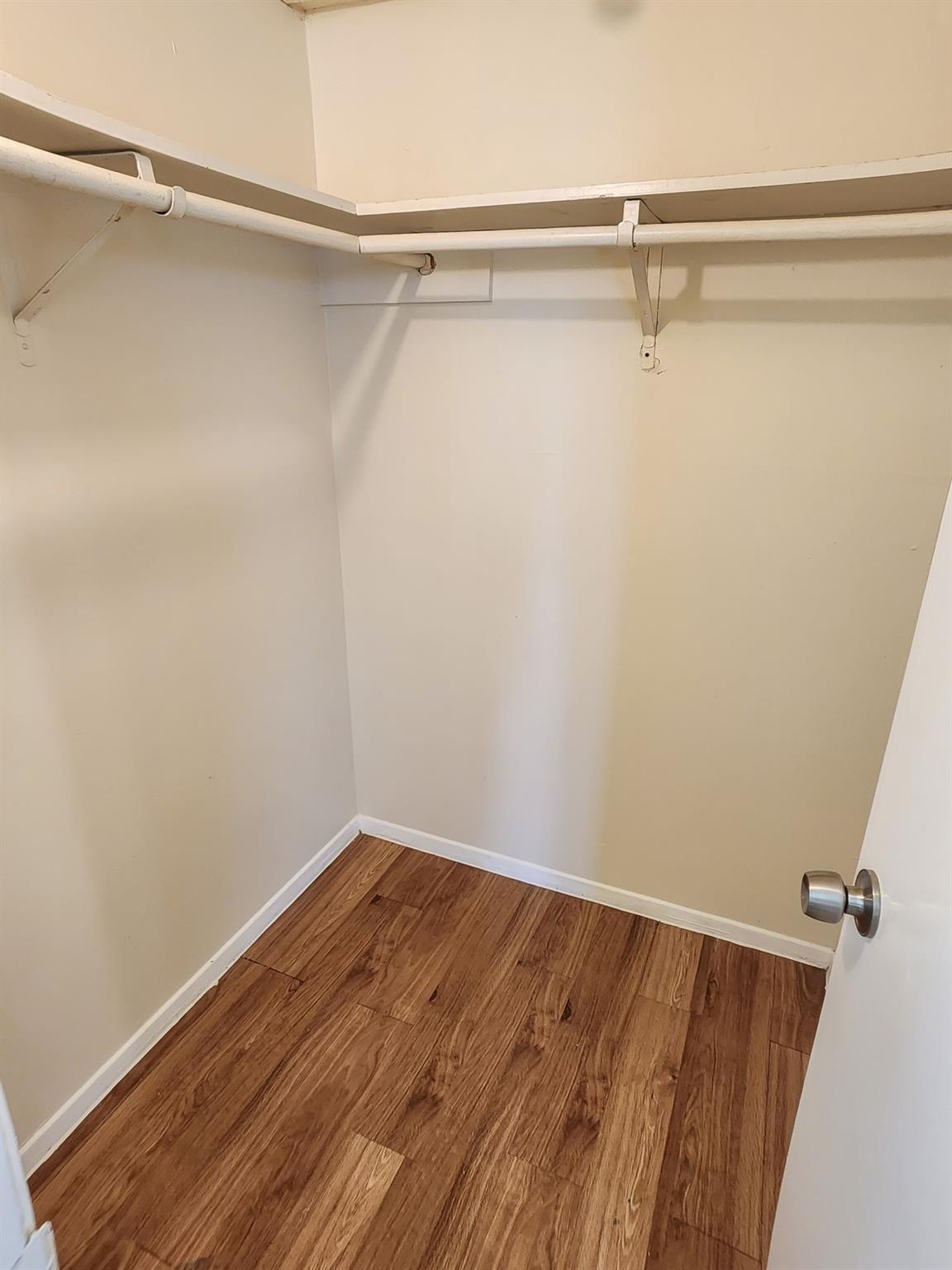 924 E Dean Keeton St # 222, Austin, TX 78705