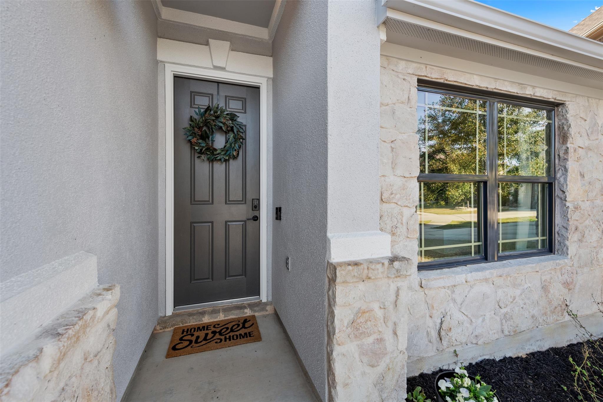 514 Wincliff Dr, Buda, TX 78610