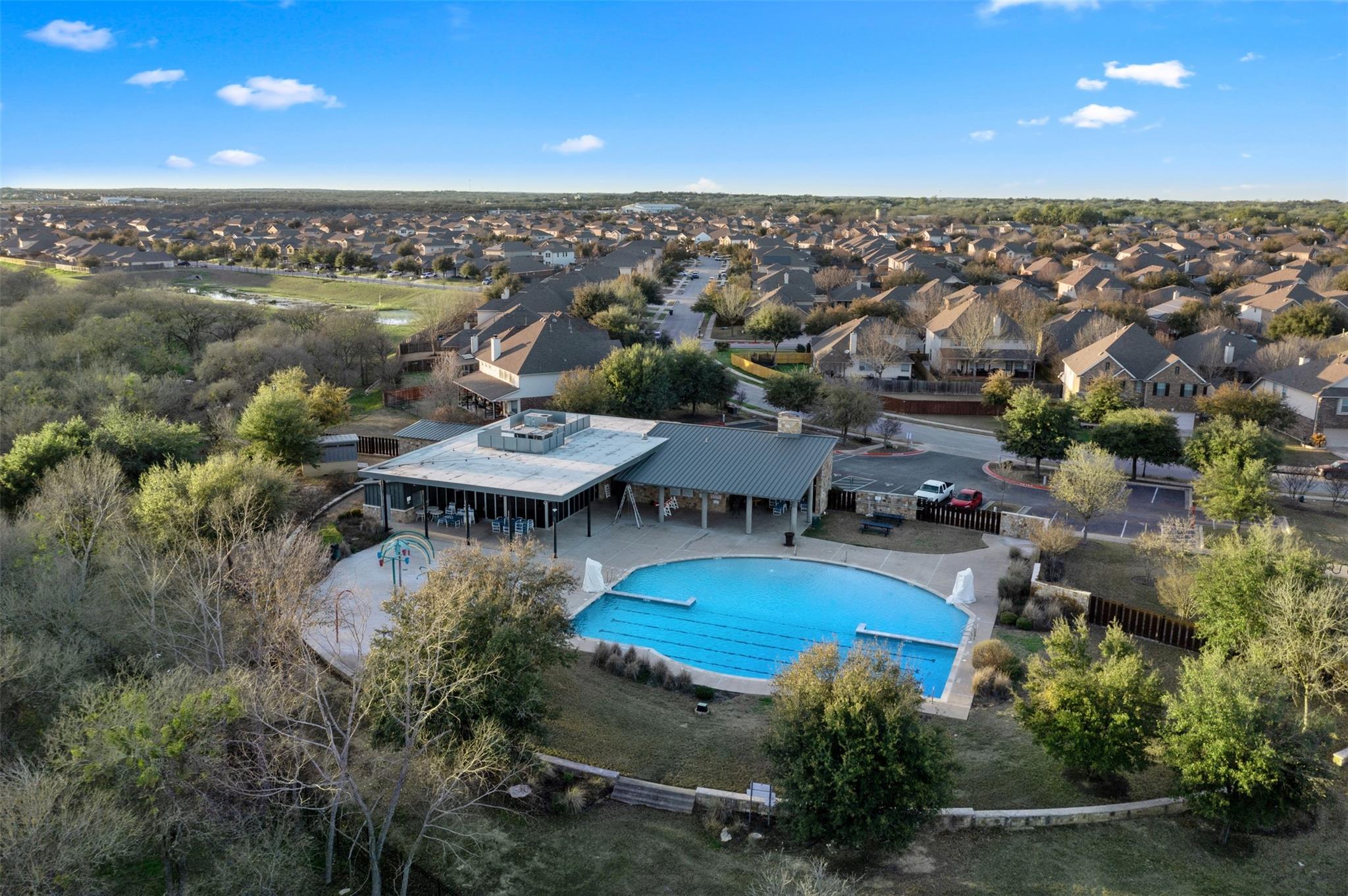 514 Wincliff Dr, Buda, TX 78610