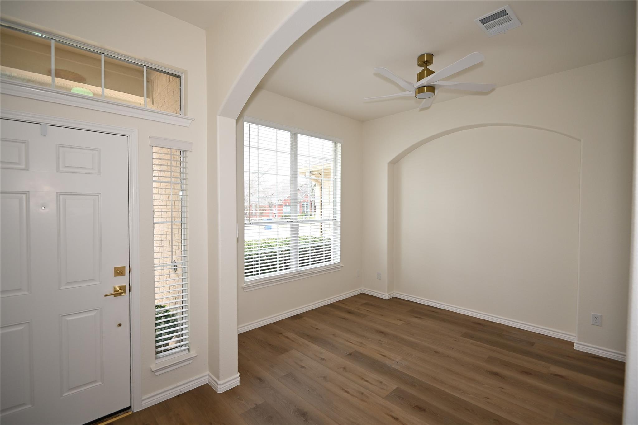 1303 Yountville Dr, Leander, TX 78641