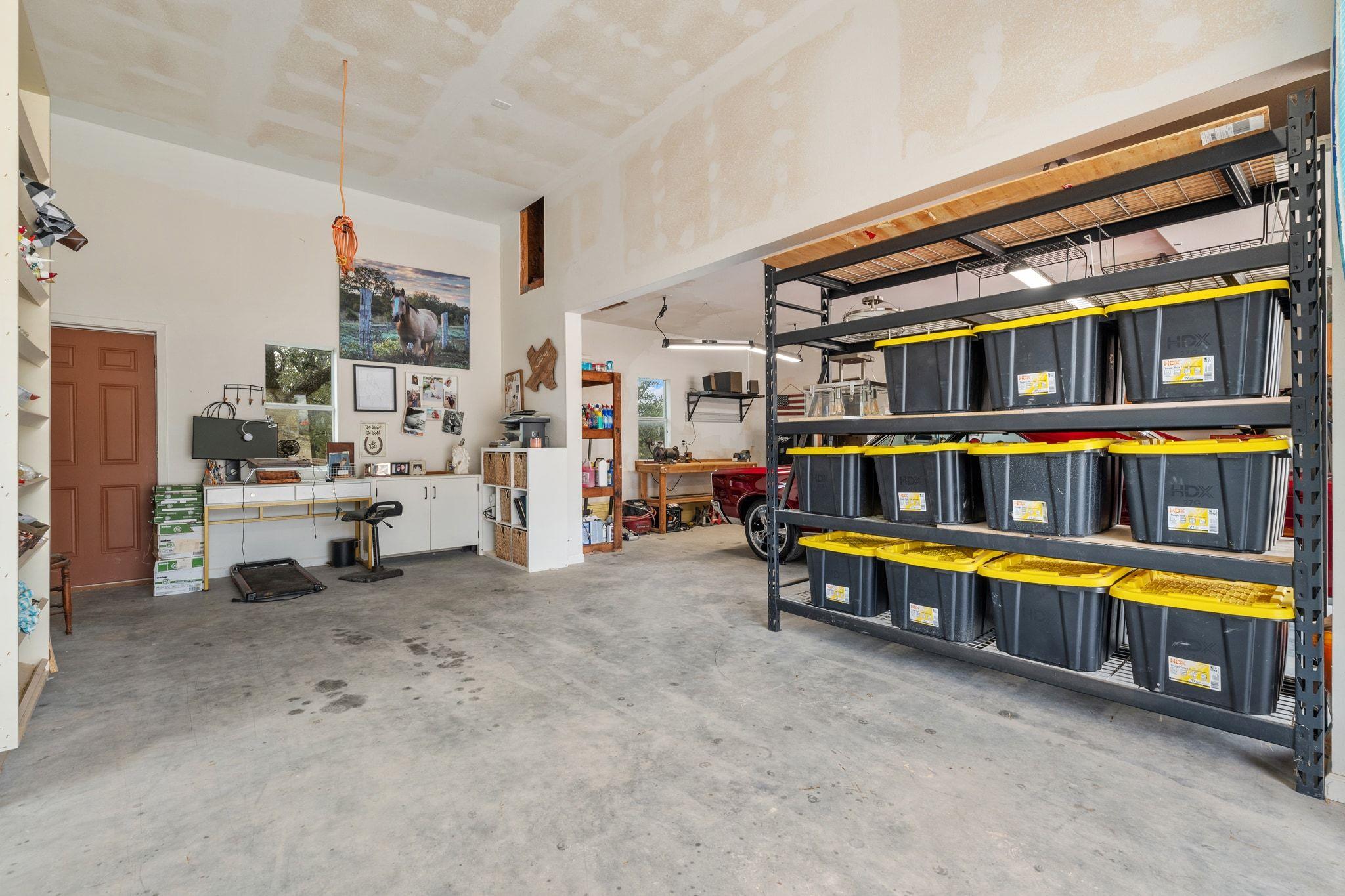 401 Ranchview Rd, Spicewood, TX 78669