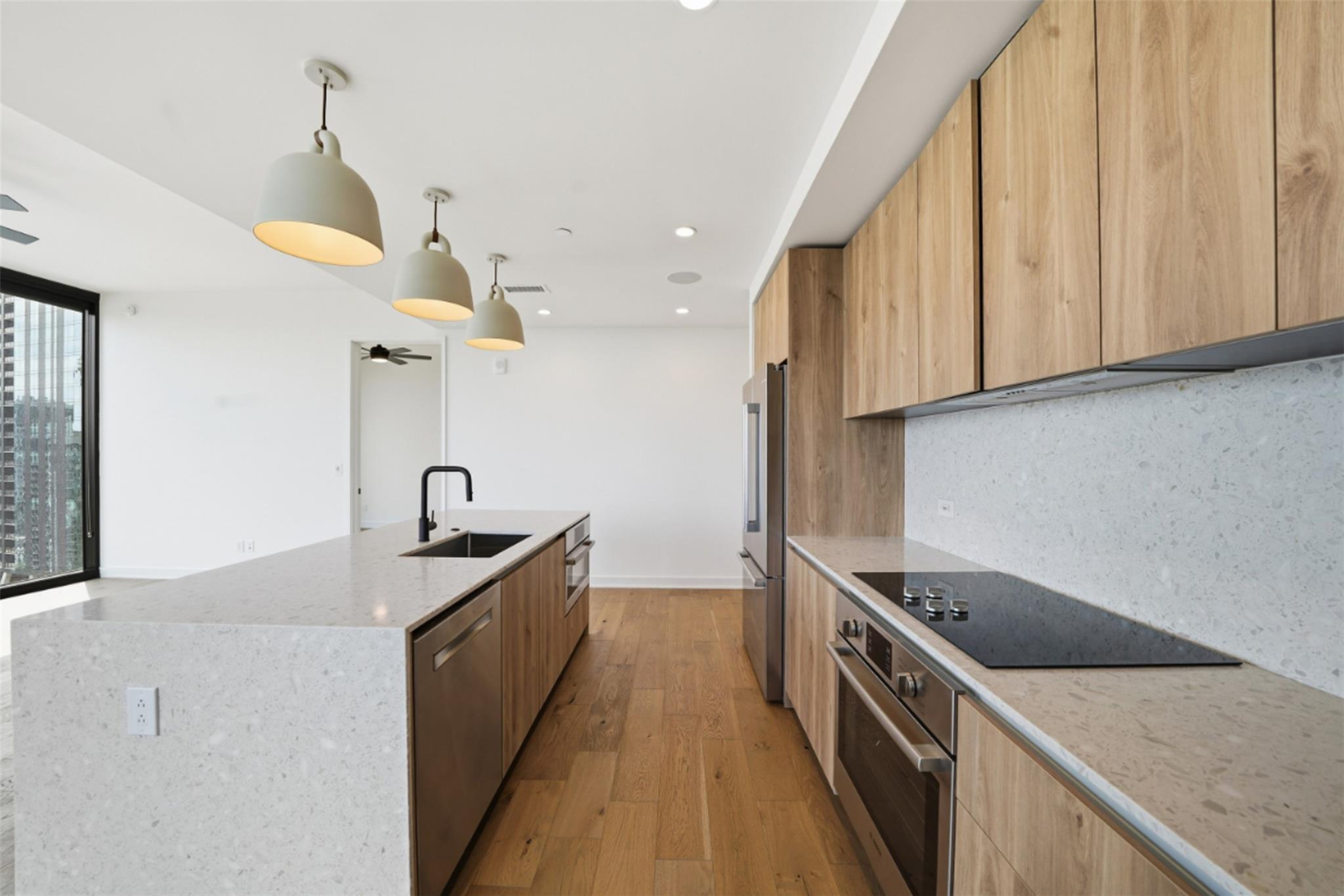 84 East Ave # 2206, Austin, TX 78701