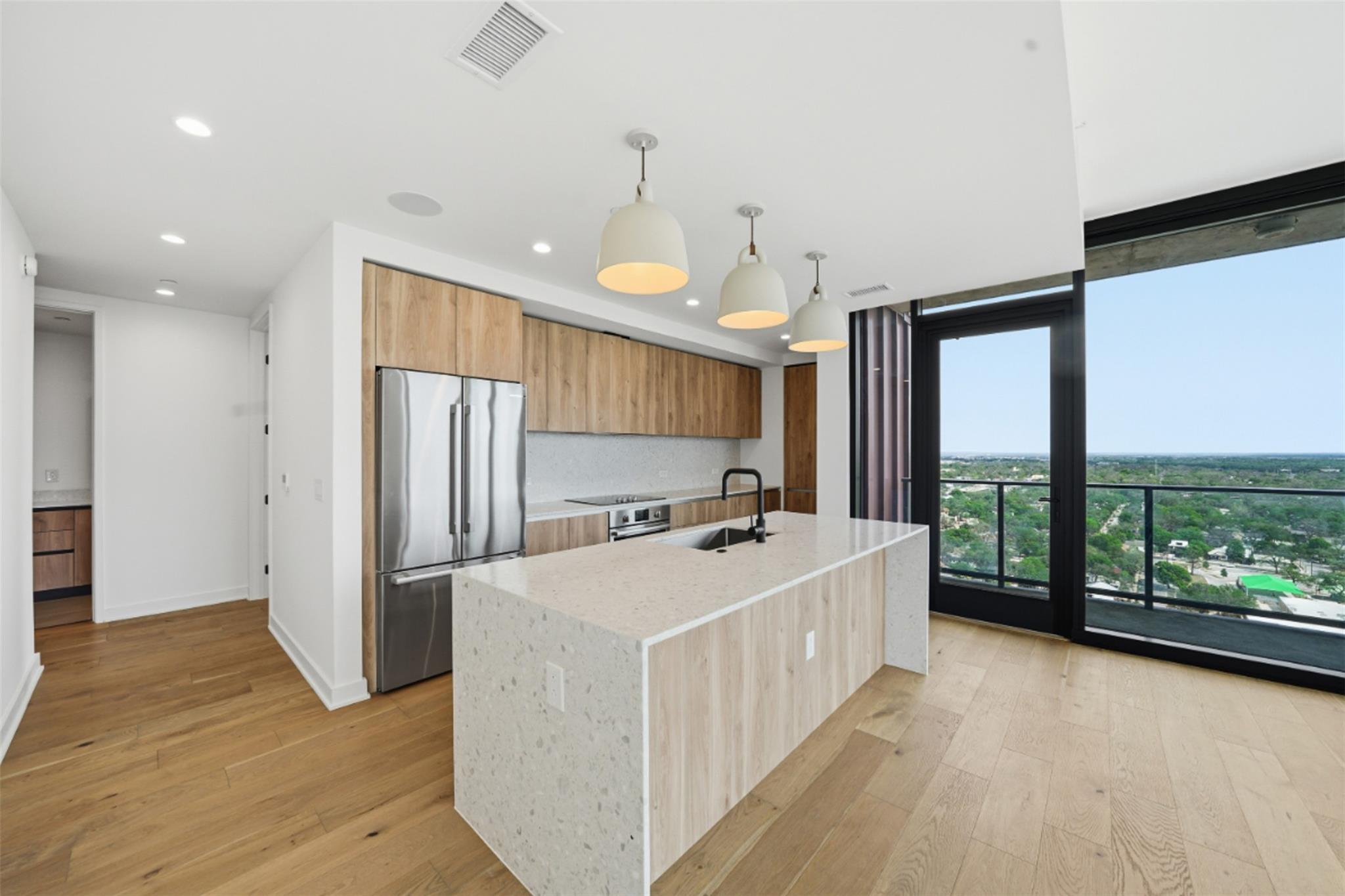 84 East Ave # 2206, Austin, TX 78701