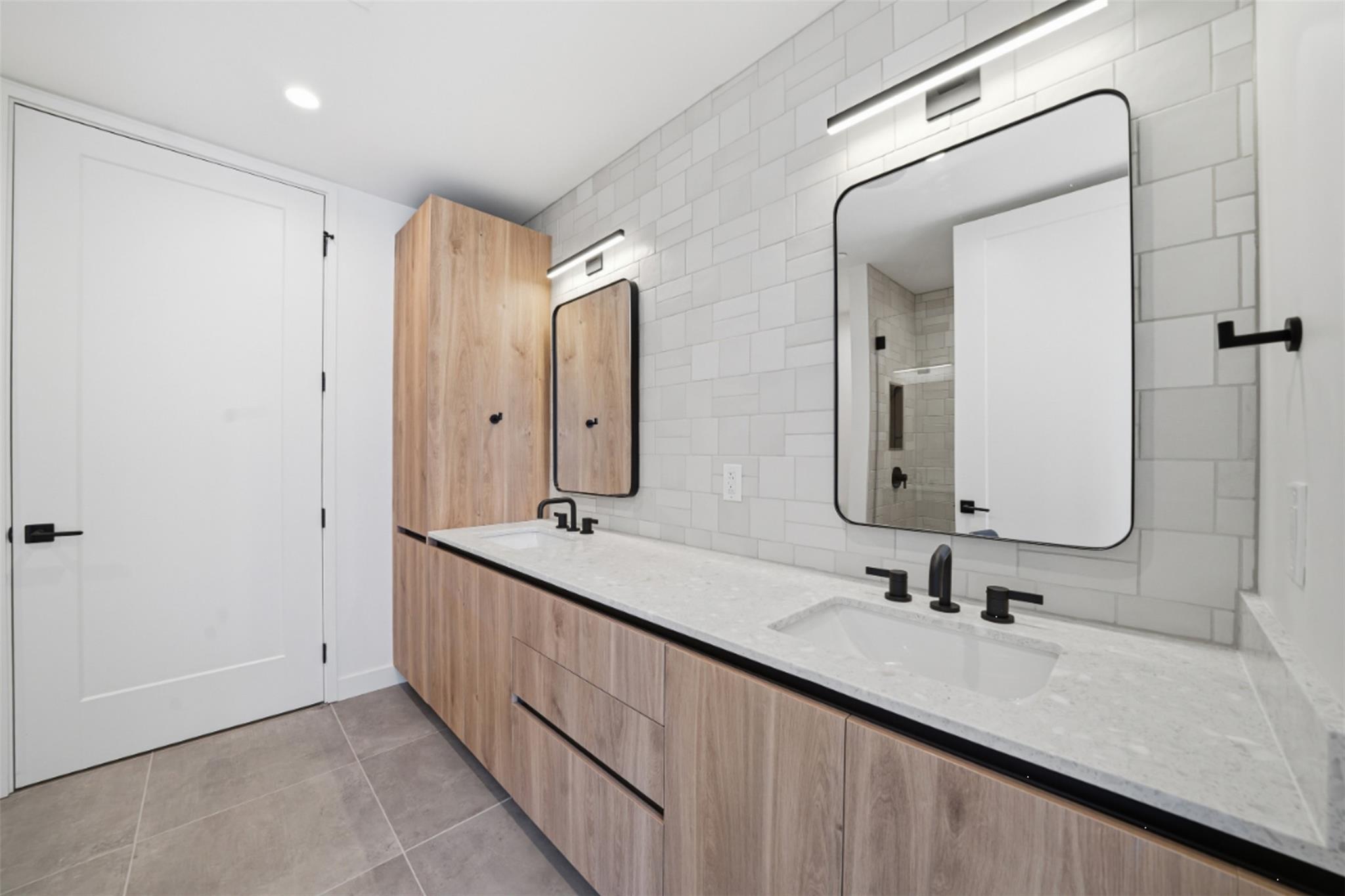 84 East Ave # 2206, Austin, TX 78701