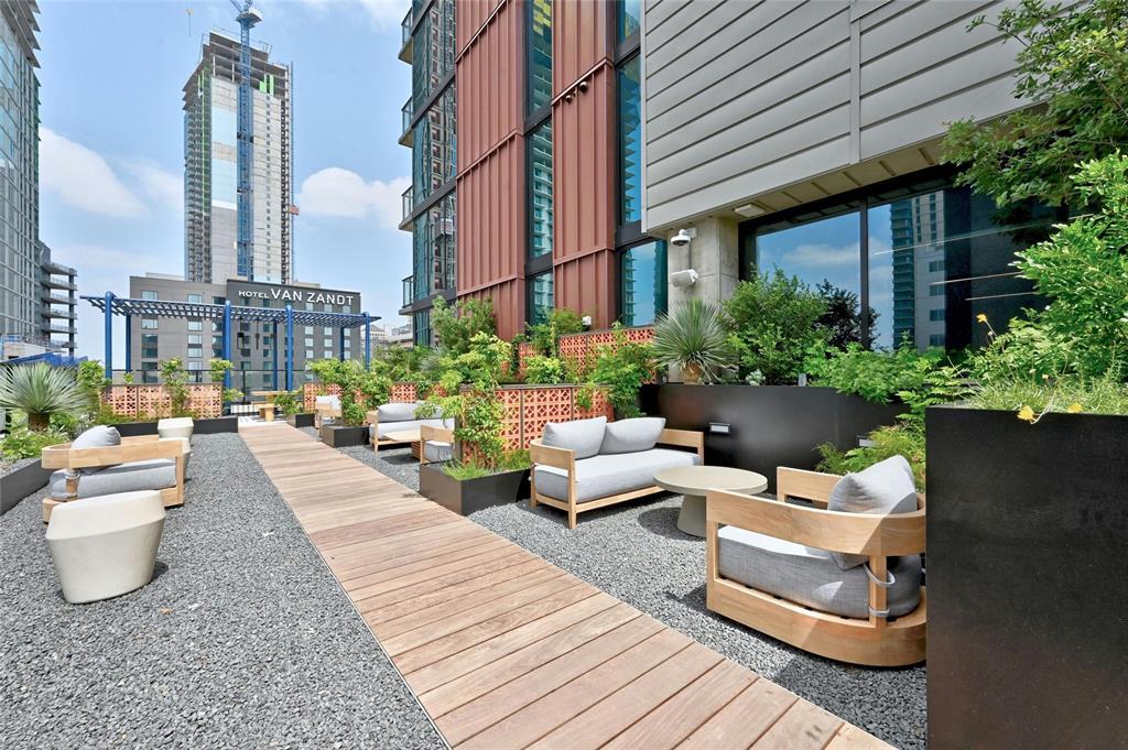 84 East Ave # 2206, Austin, TX 78701