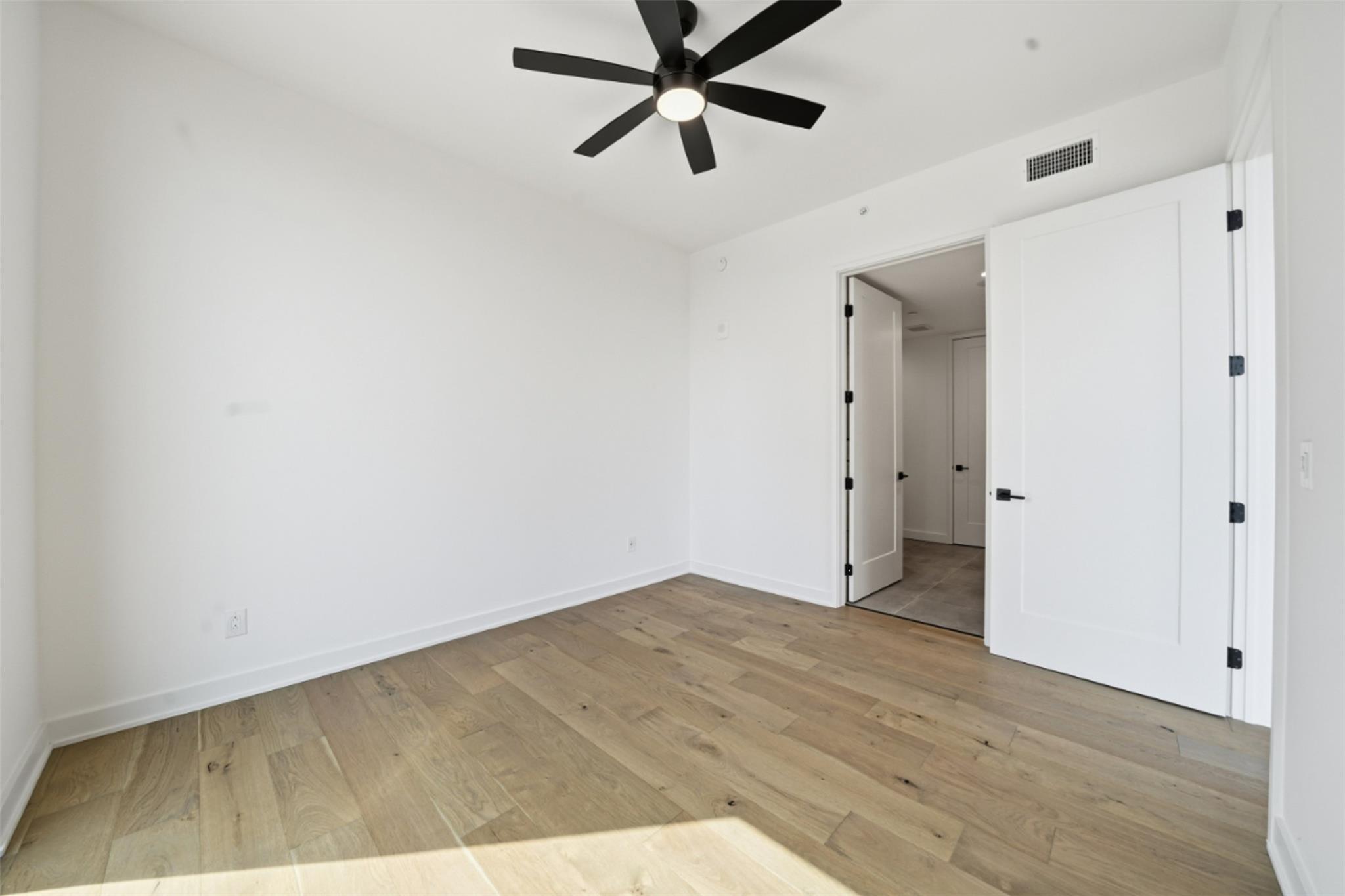 84 East Ave # 2206, Austin, TX 78701