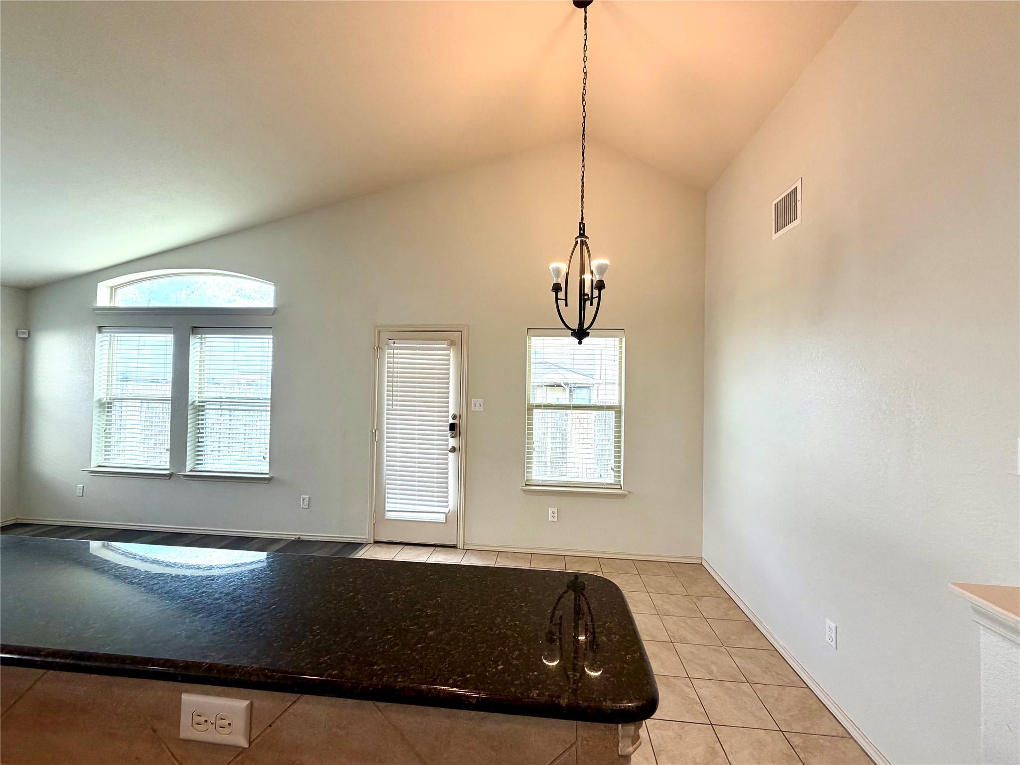 500 Obsidian Ln, Jarrell, TX 76537