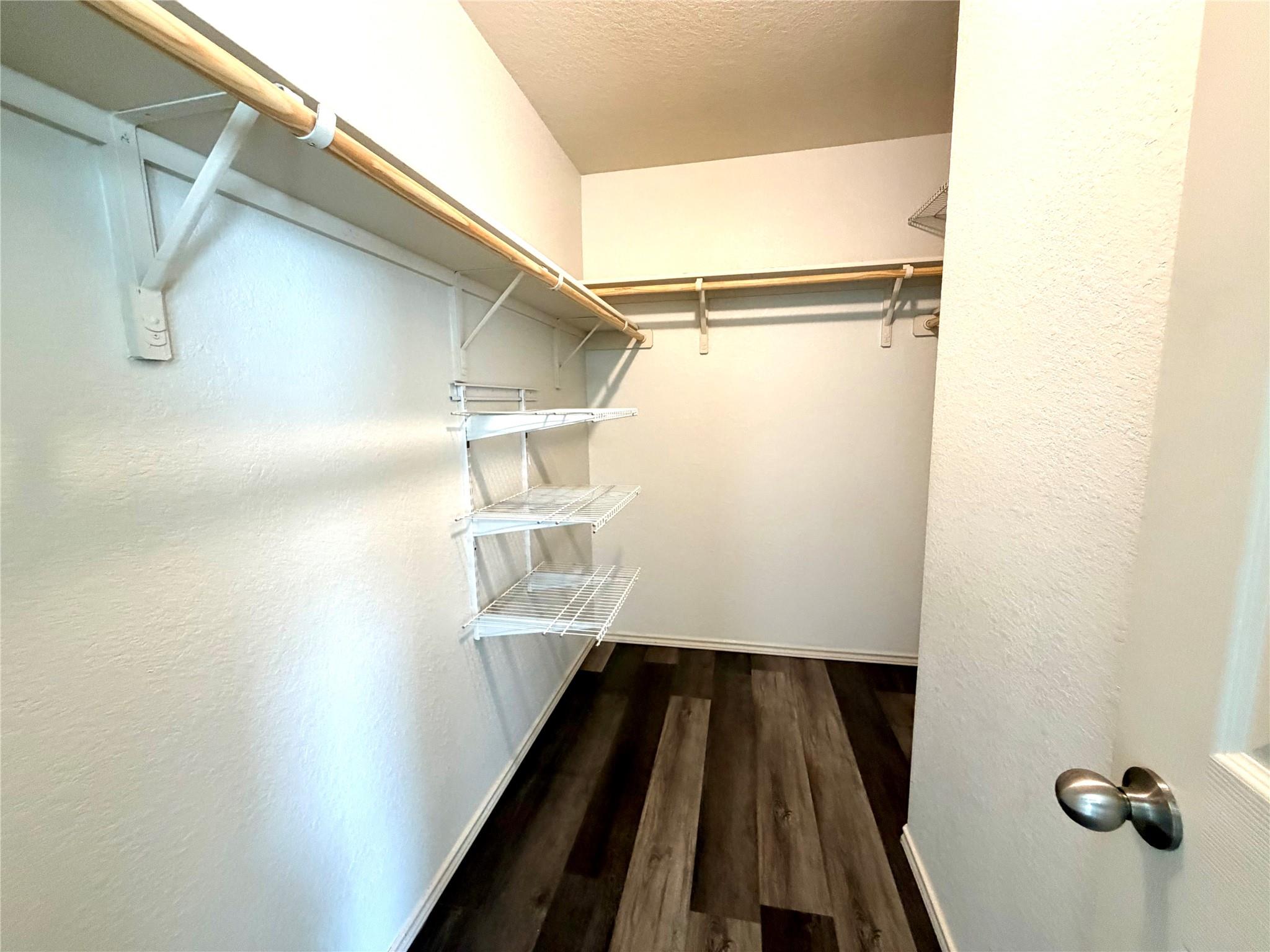 500 Obsidian Ln, Jarrell, TX 76537