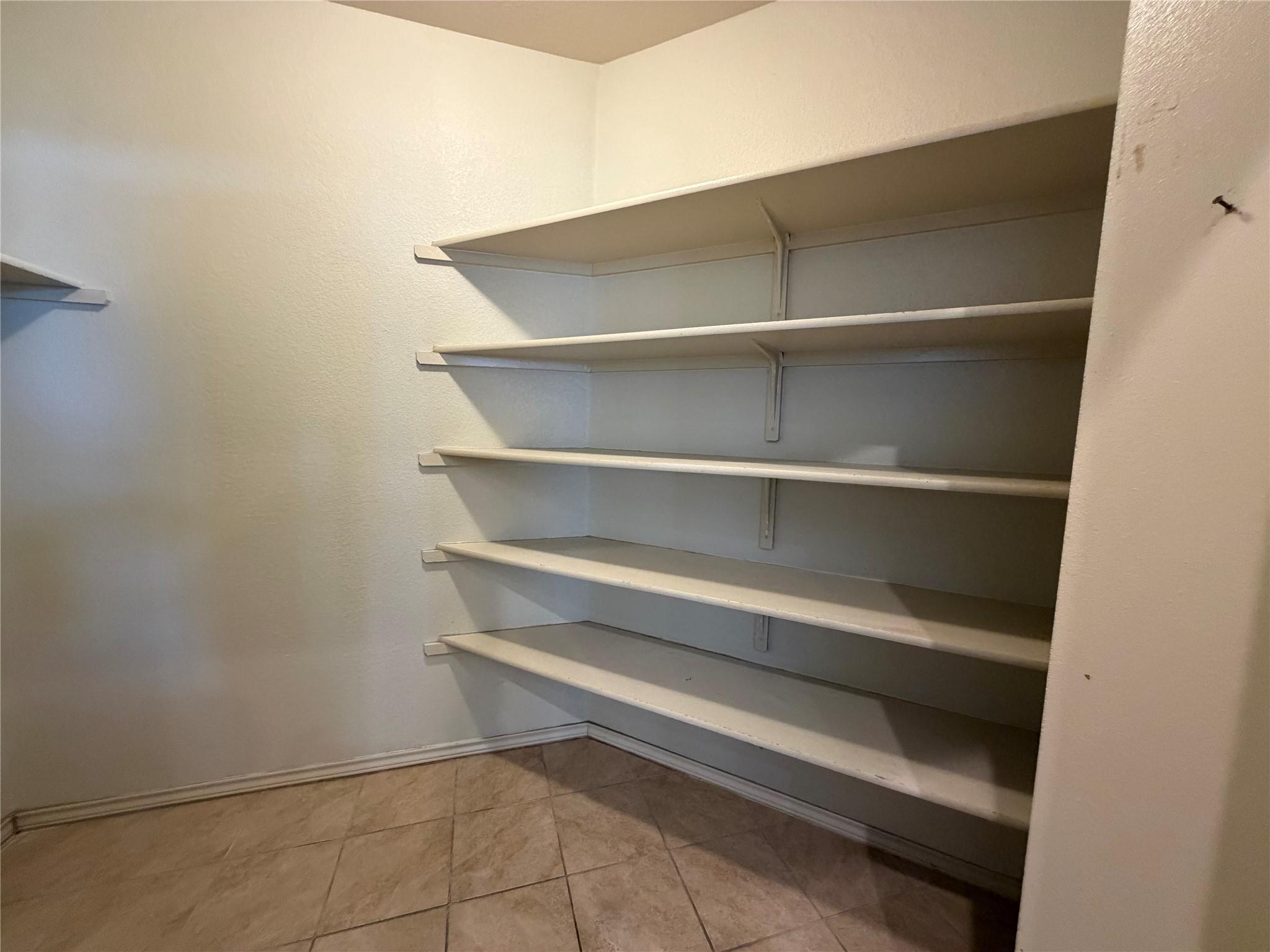 500 Obsidian Ln, Jarrell, TX 76537