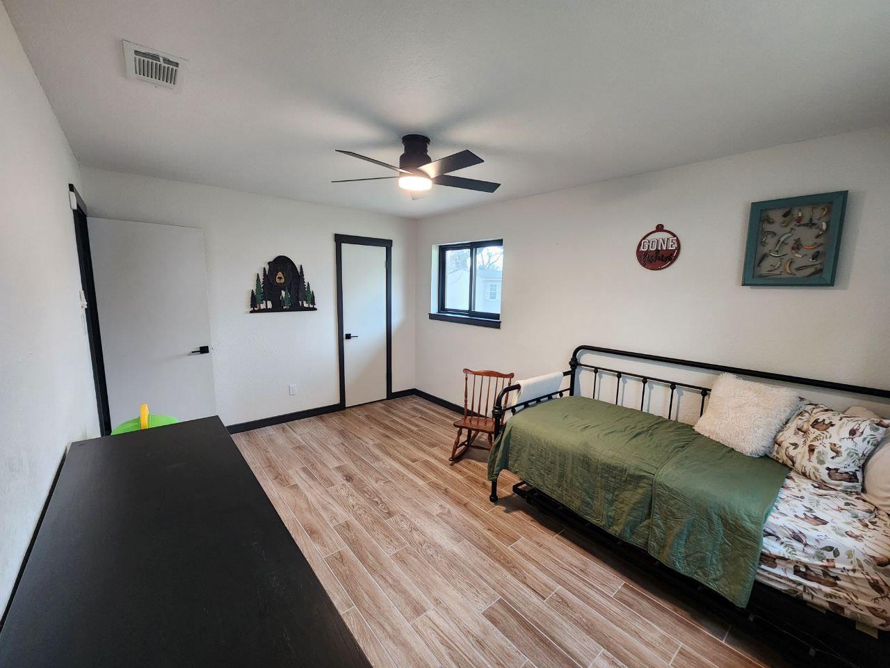 1108 Brushy Creek Dr, Round Rock, TX 78664