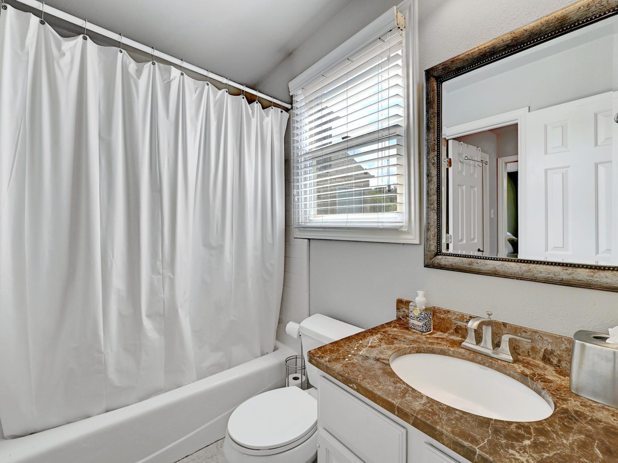 6010 Long Champ Ct # 110, Austin, TX 78746