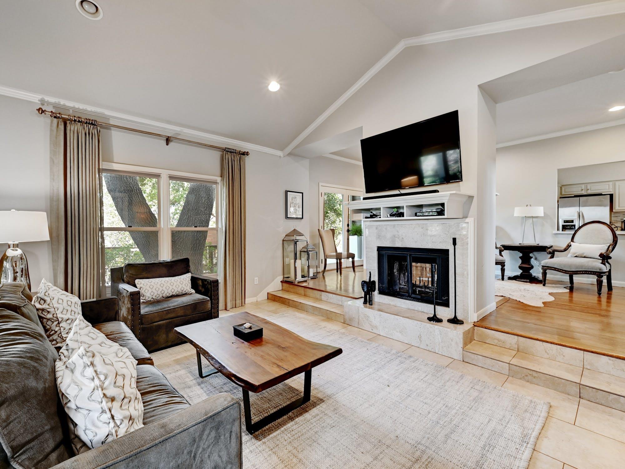 6010 Long Champ Ct # 110, Austin, TX 78746