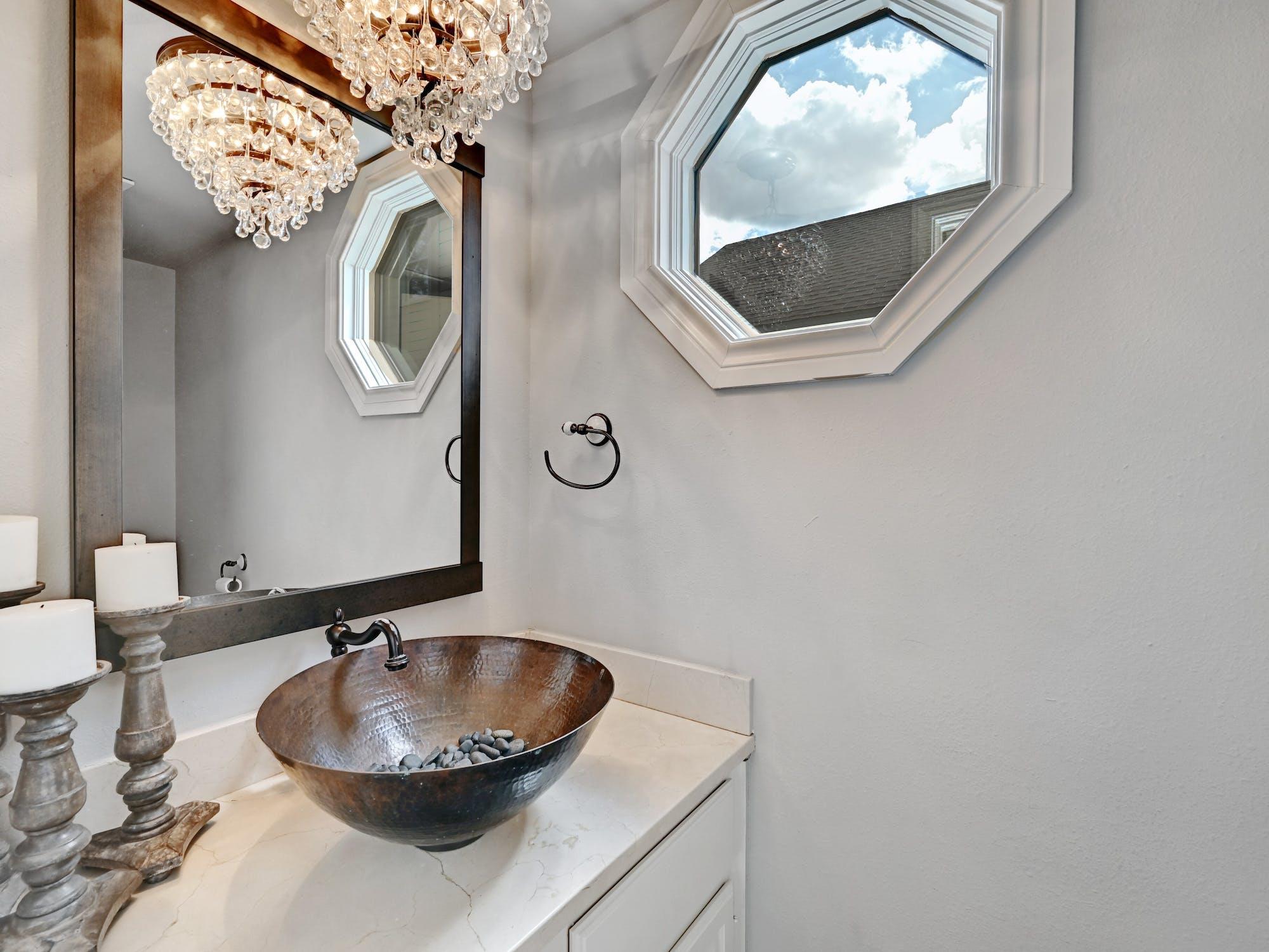 6010 Long Champ Ct # 110, Austin, TX 78746