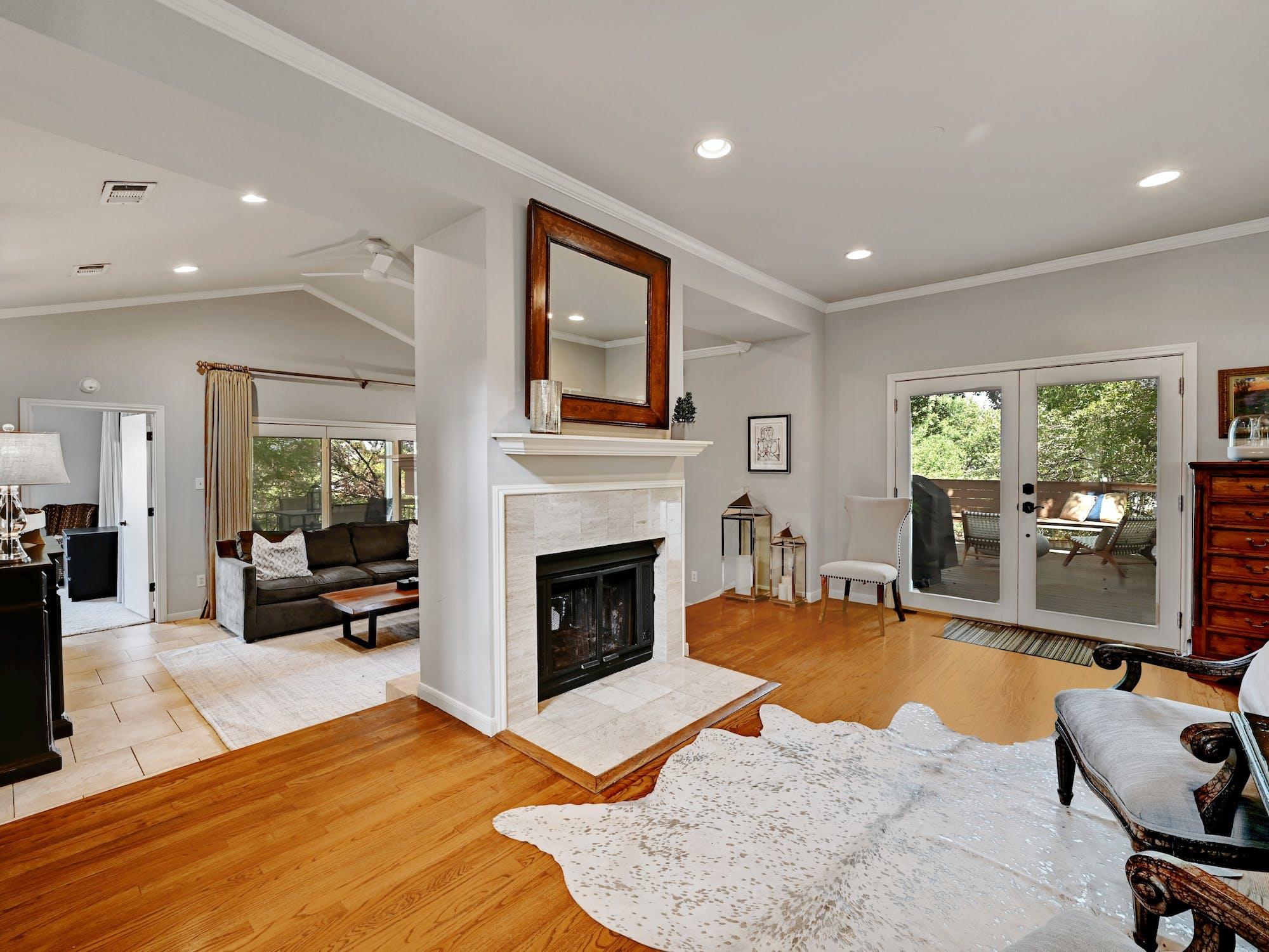 6010 Long Champ Ct # 110, Austin, TX 78746