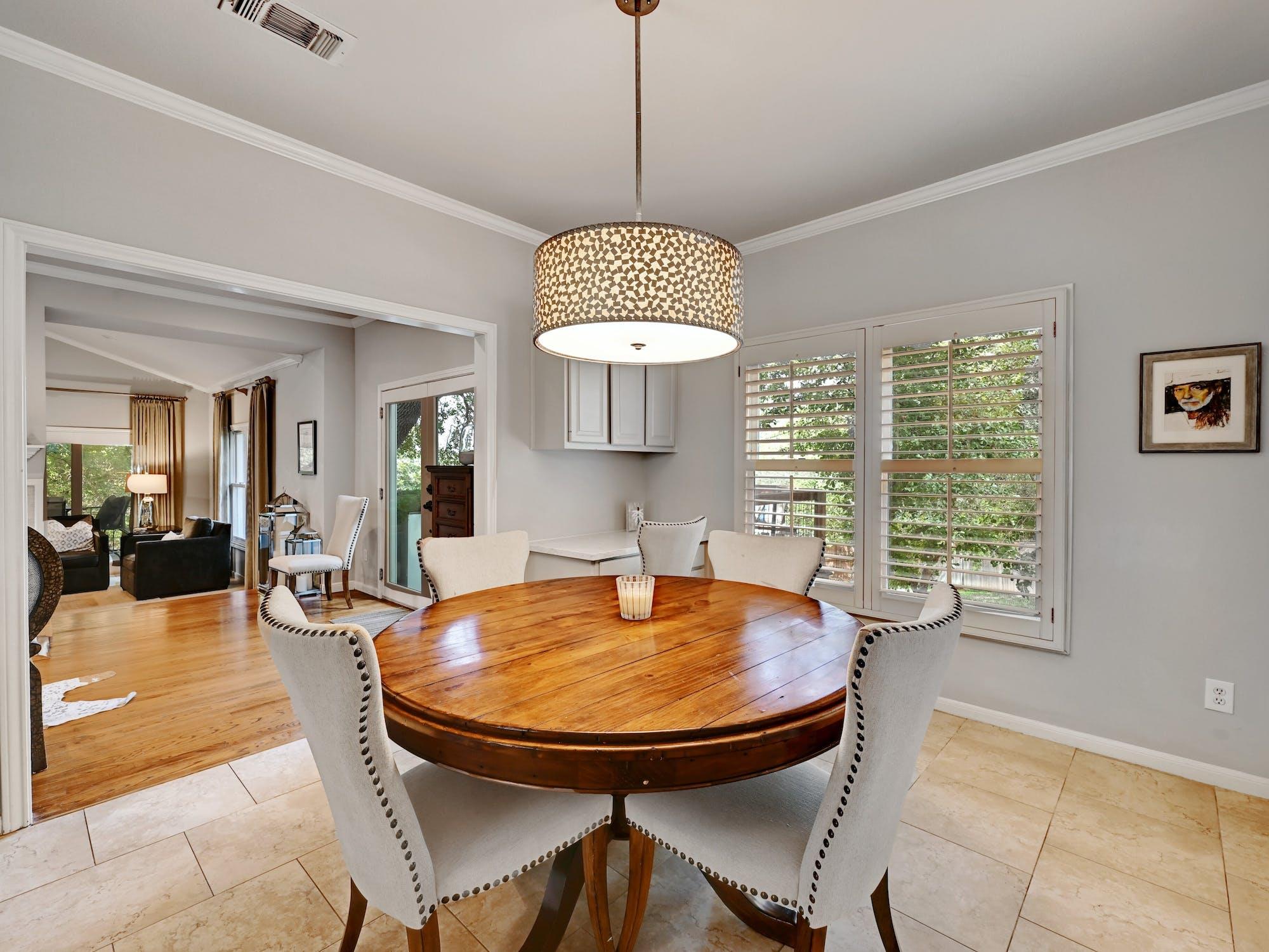 6010 Long Champ Ct # 110, Austin, TX 78746