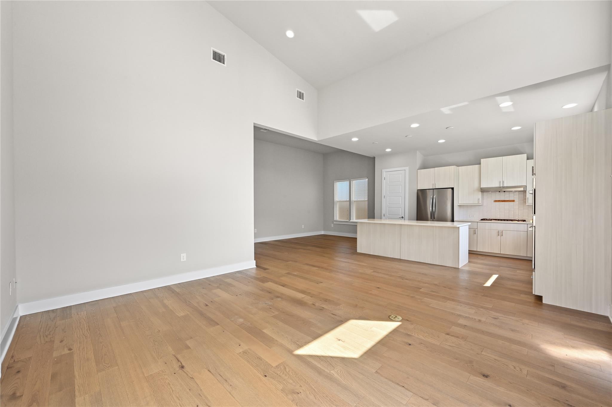 6333 Florencia Ln, Austin, TX 78724